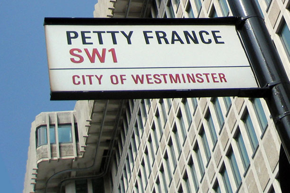 MPs demand action on £1bn court repair bill and lack of judges