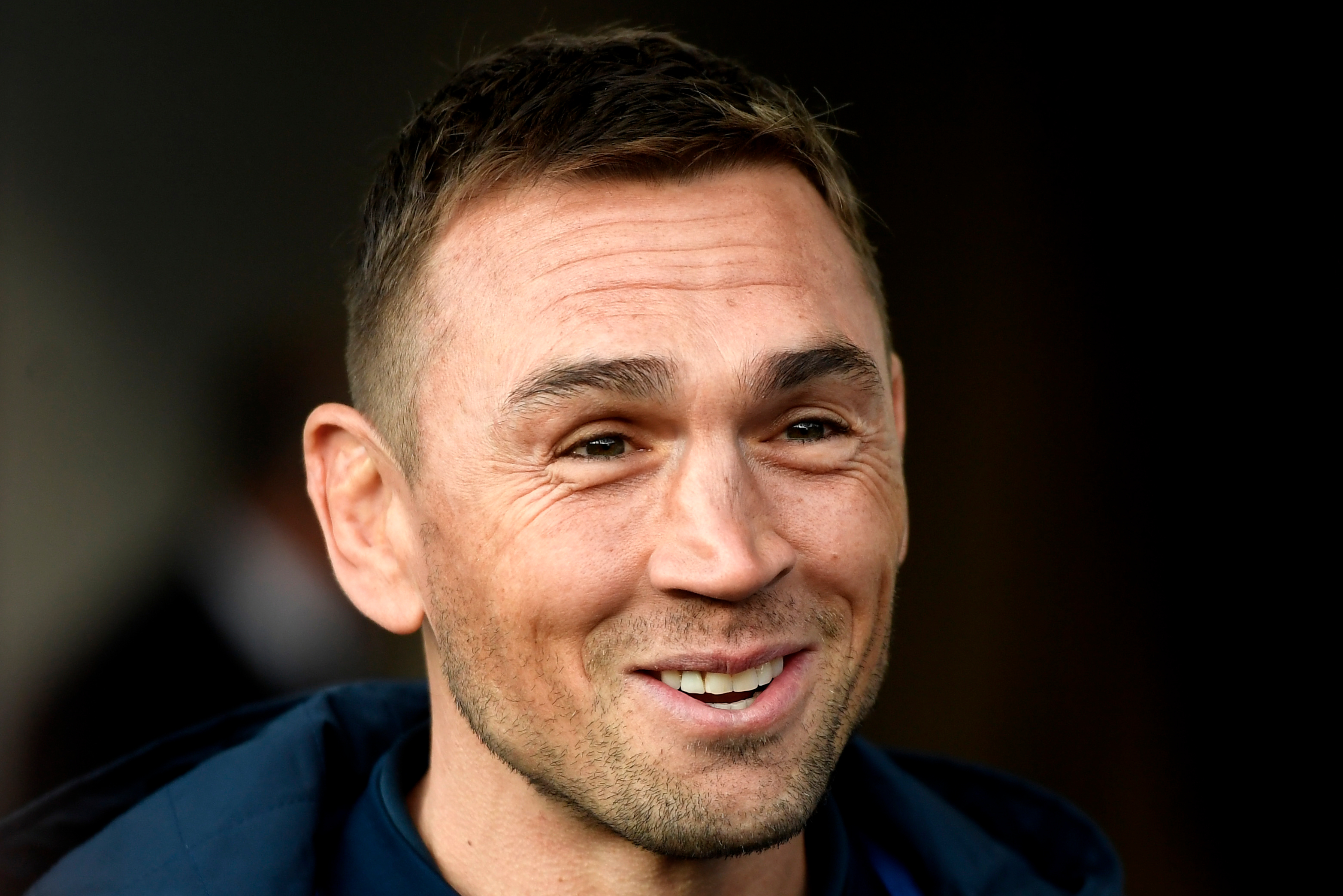 Sinfield smashes £1m mark with marathon challenge in support of Burrow