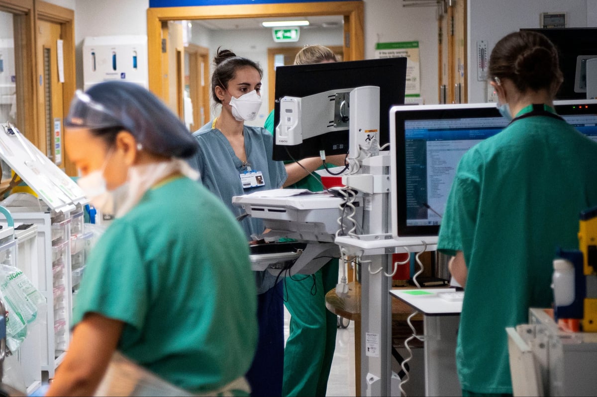 Tory MPs join fury over nurses’ pay: Backlash grows at ‘inept’ 1% increase for NHS workers