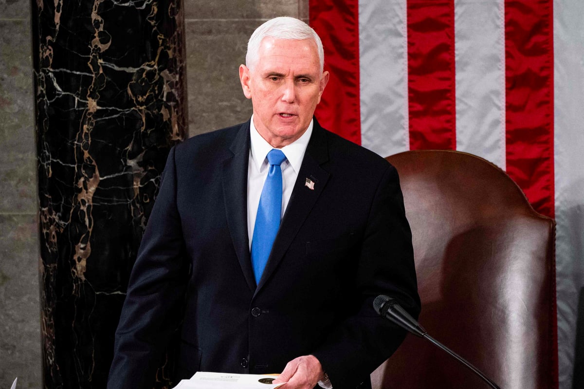 Mike Pence rules out using 25th Amendment to remove Donald Trump following US Capitol riot