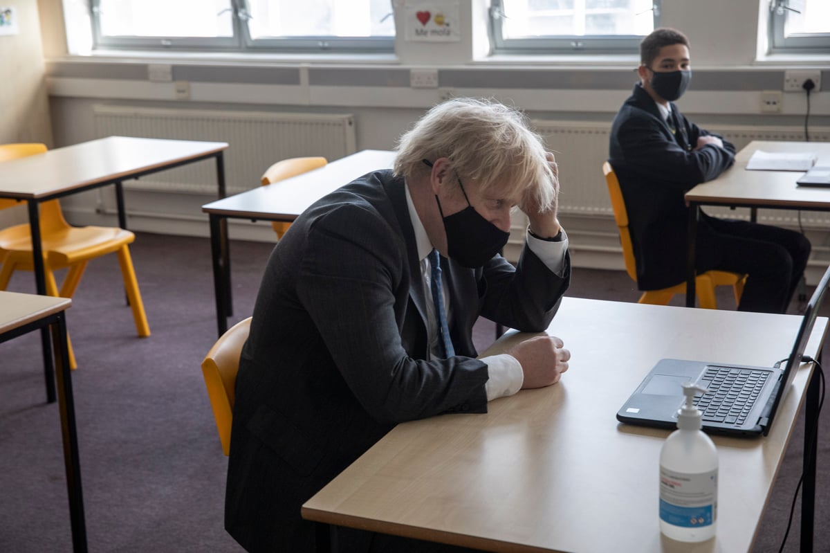 Philip Hammond: Boris Johnson must tell public some difficult home truths