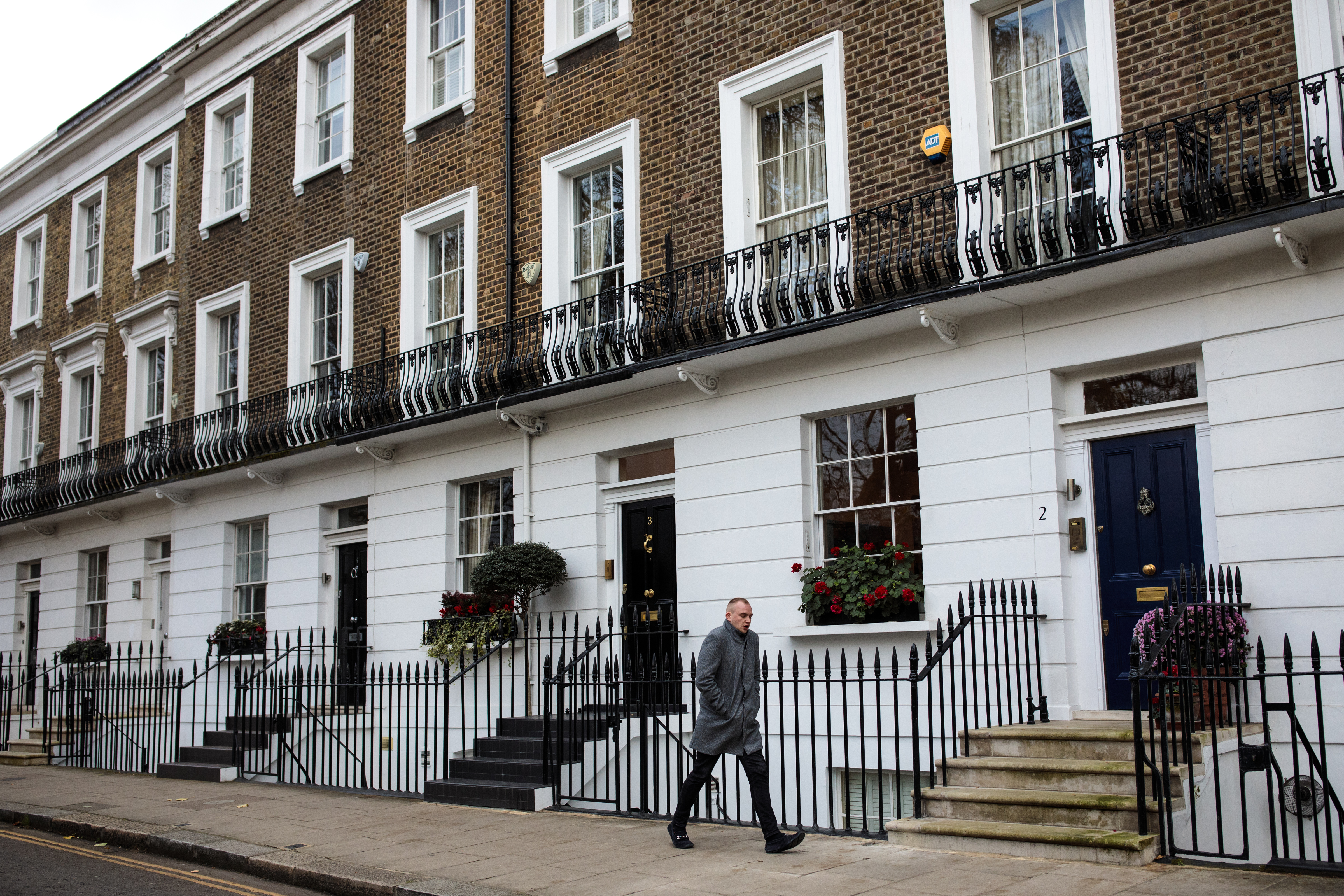 Record number of £10m homes sold despite fears of Brexit dip