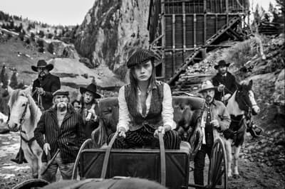 Yee-ha! Cowgirl Cara takes the reins on her Wild West wagon trail