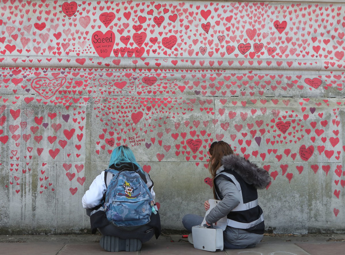 London Covid memorial mural ‘astonishing’, say organisers week after unveiling