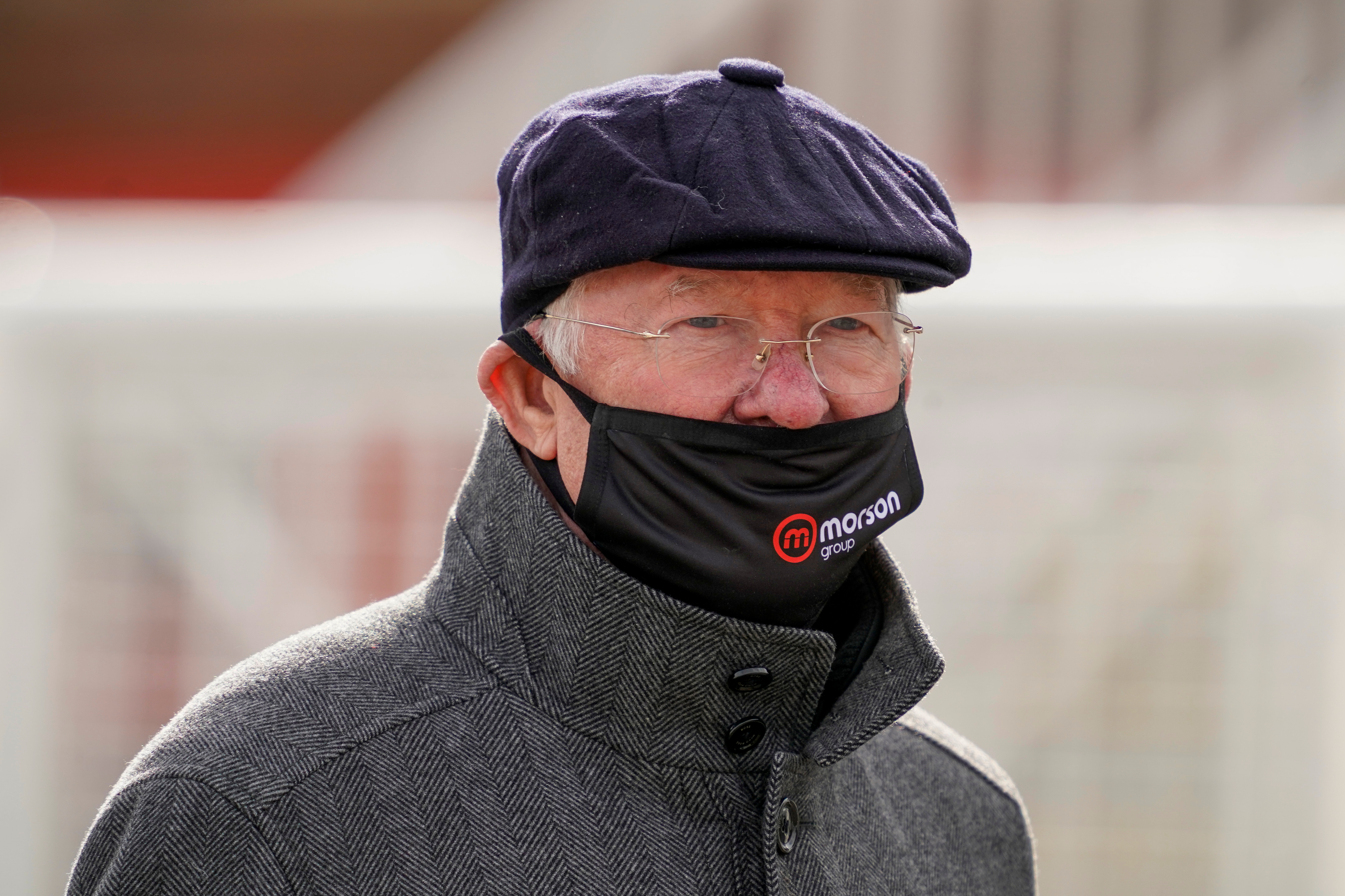Man Utd legend Alex Ferguson celebrates Liverpool hat-trick at Aintree