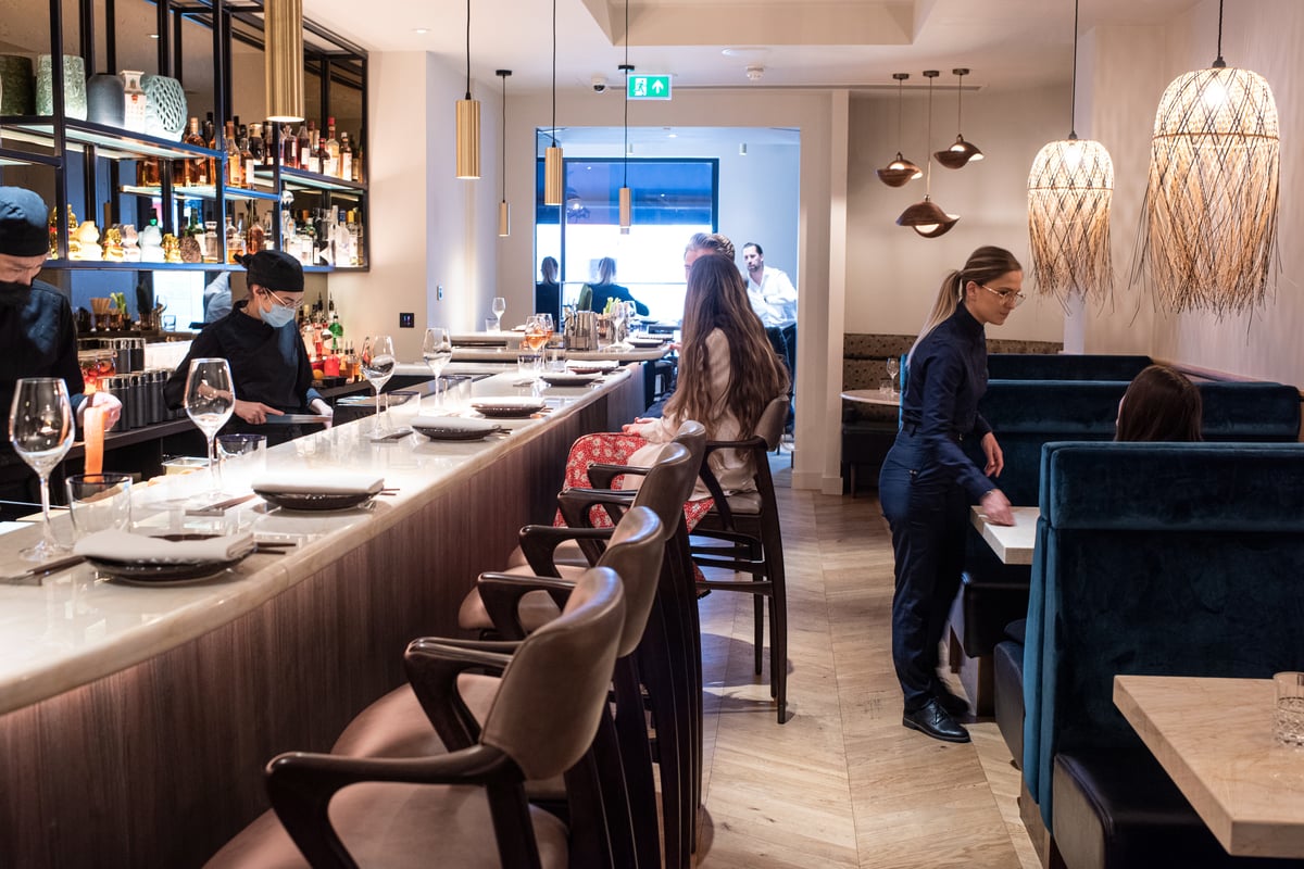 David Ellis reviews Bar des Prés: ‘Le Sushi’ is a pricey pretender
