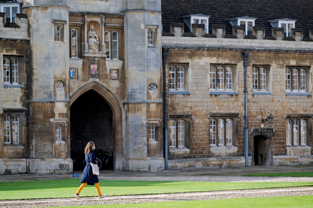 Cambridge college takes 22 students from one elite London private school