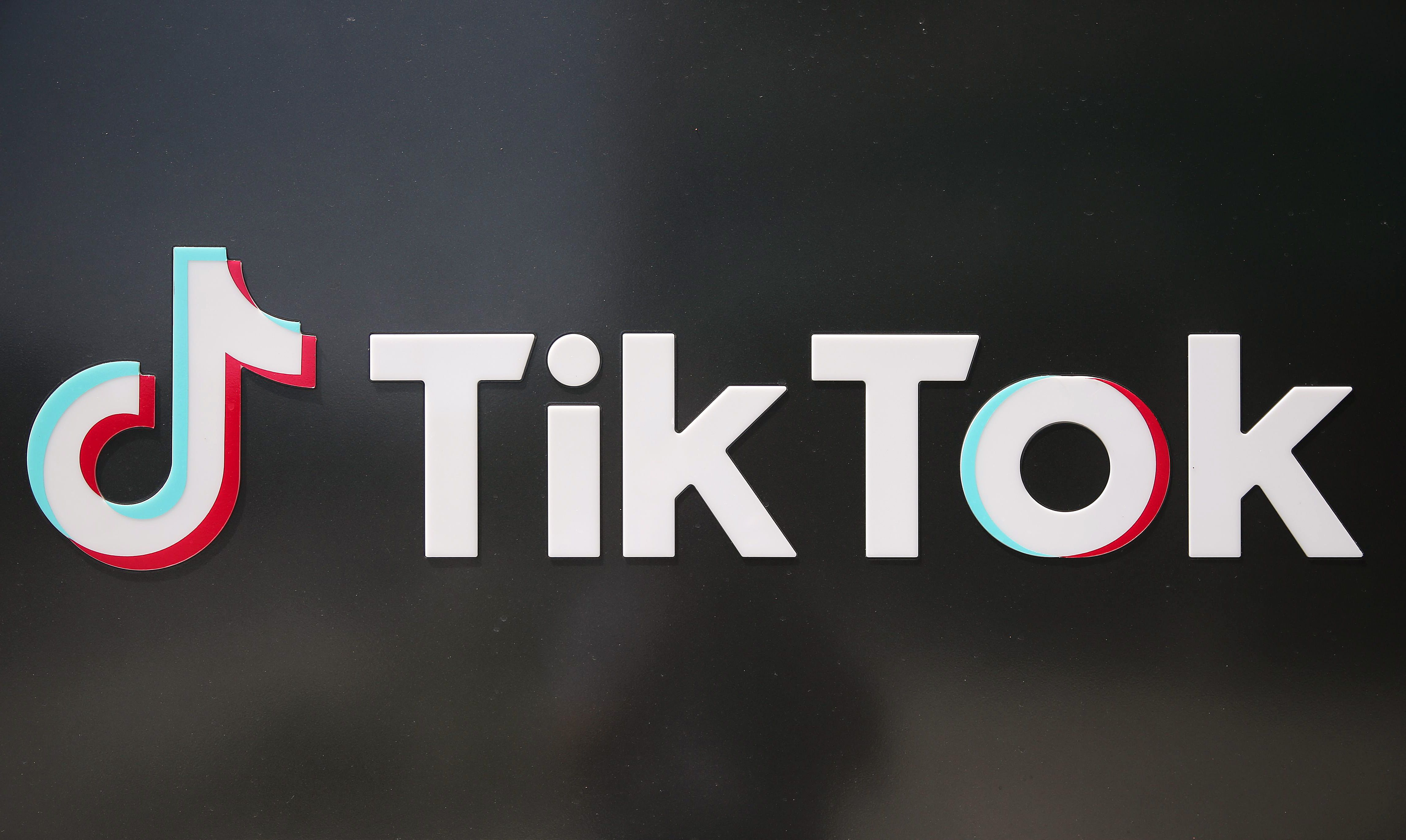 TikTok, Snapchat and OnlyFans face tough new Ofcom rules in crackdown