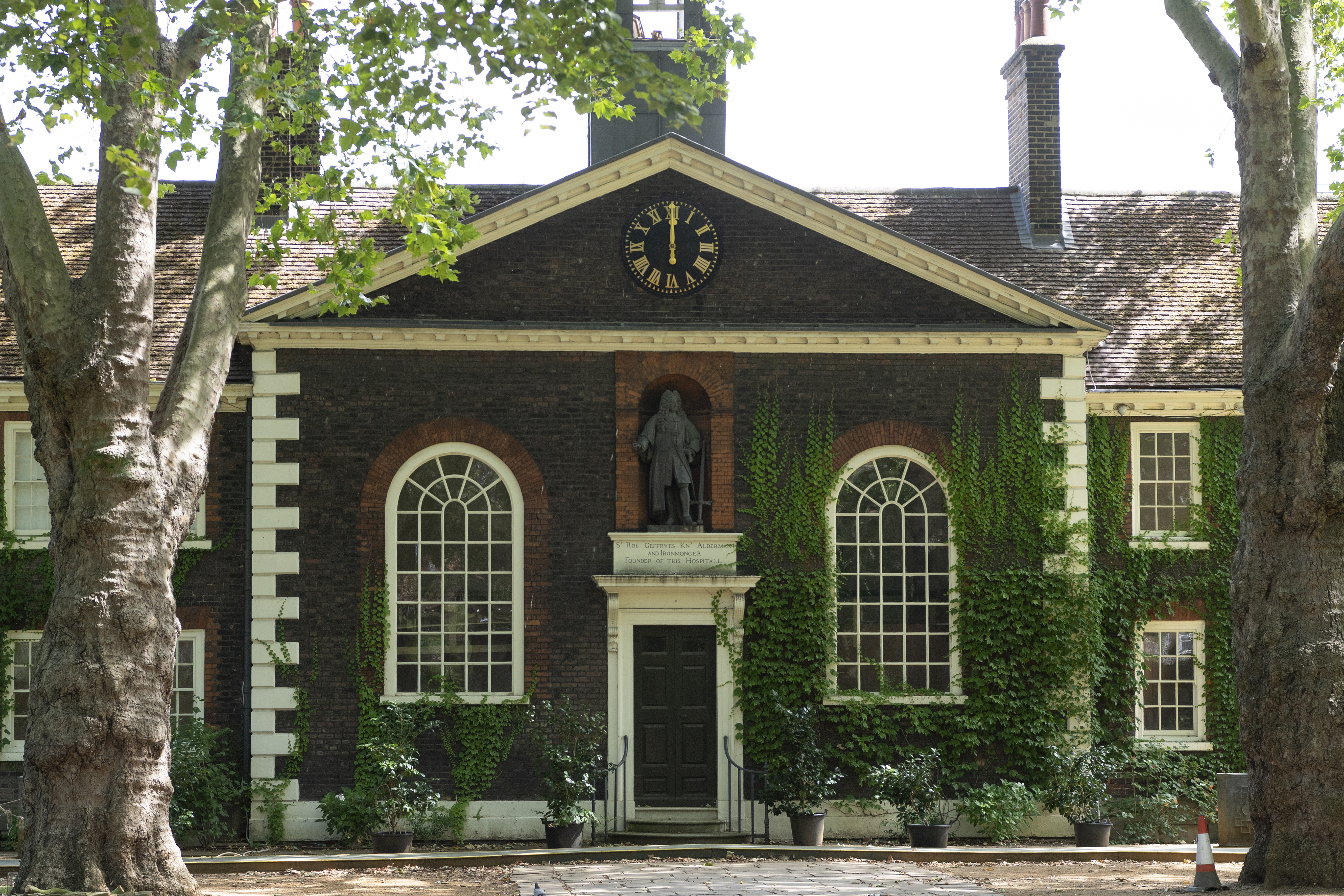 Museum of the Home considers moving controversial slave trader statue