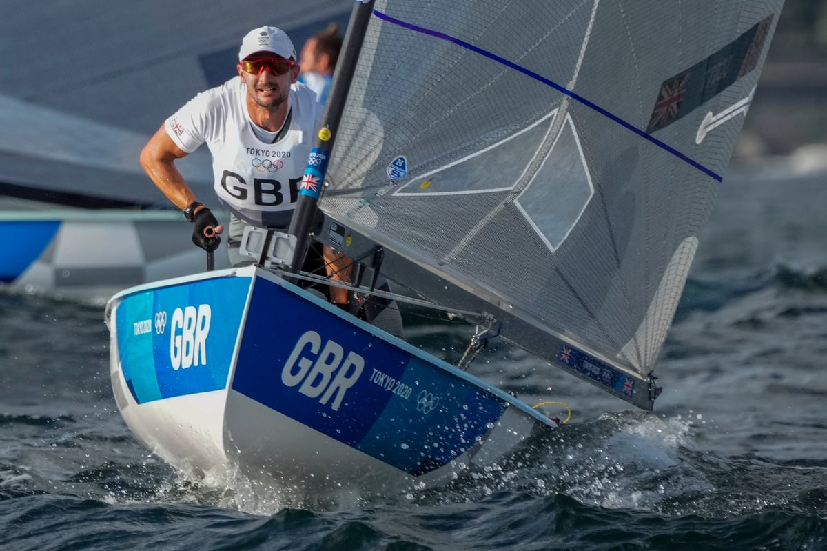 Giles Scott ‘relieved not to give dad a heart attack’ after tense sailing gold
