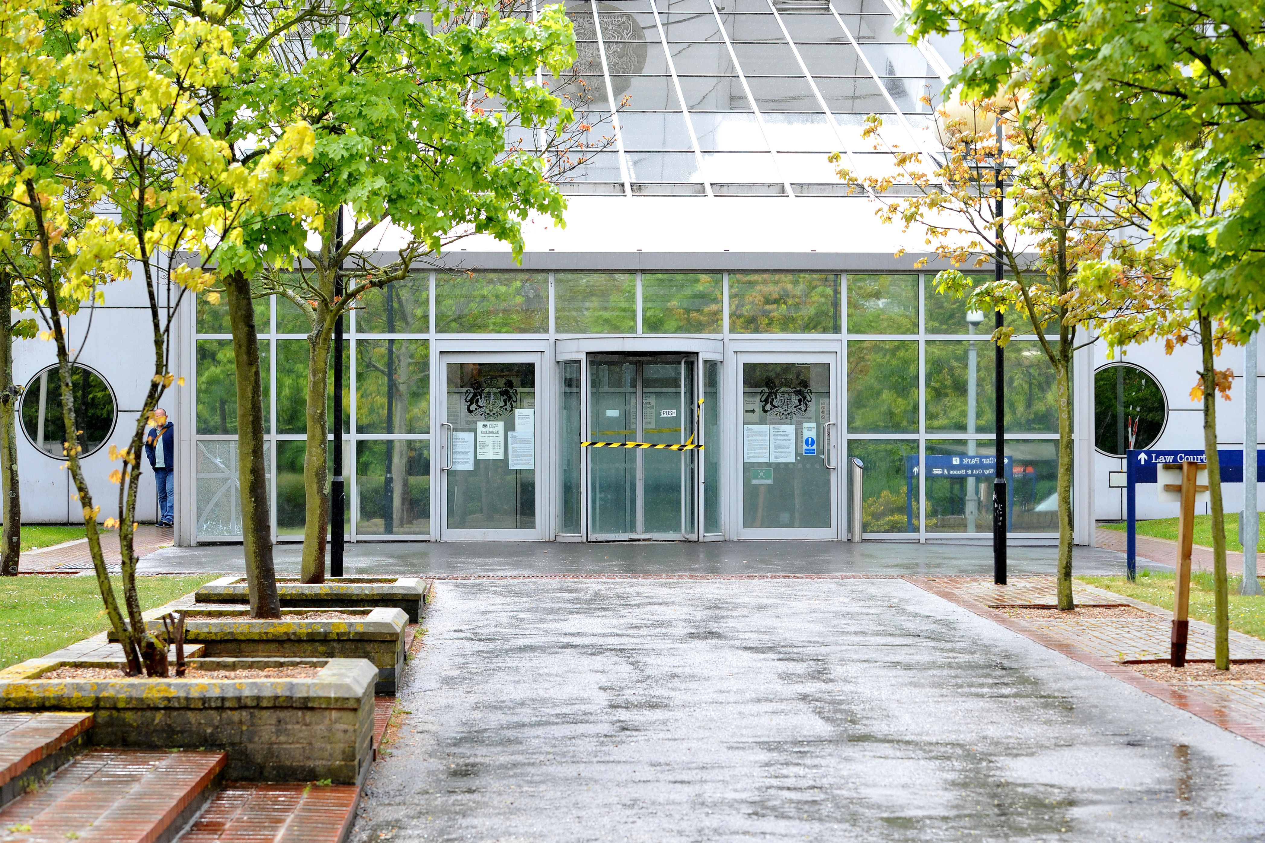 MoJ wins right to keep temporary Woolwich crown court extension