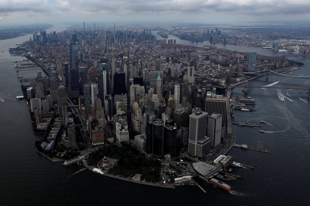 Hurricane Henri: New York and east coast brace for impact