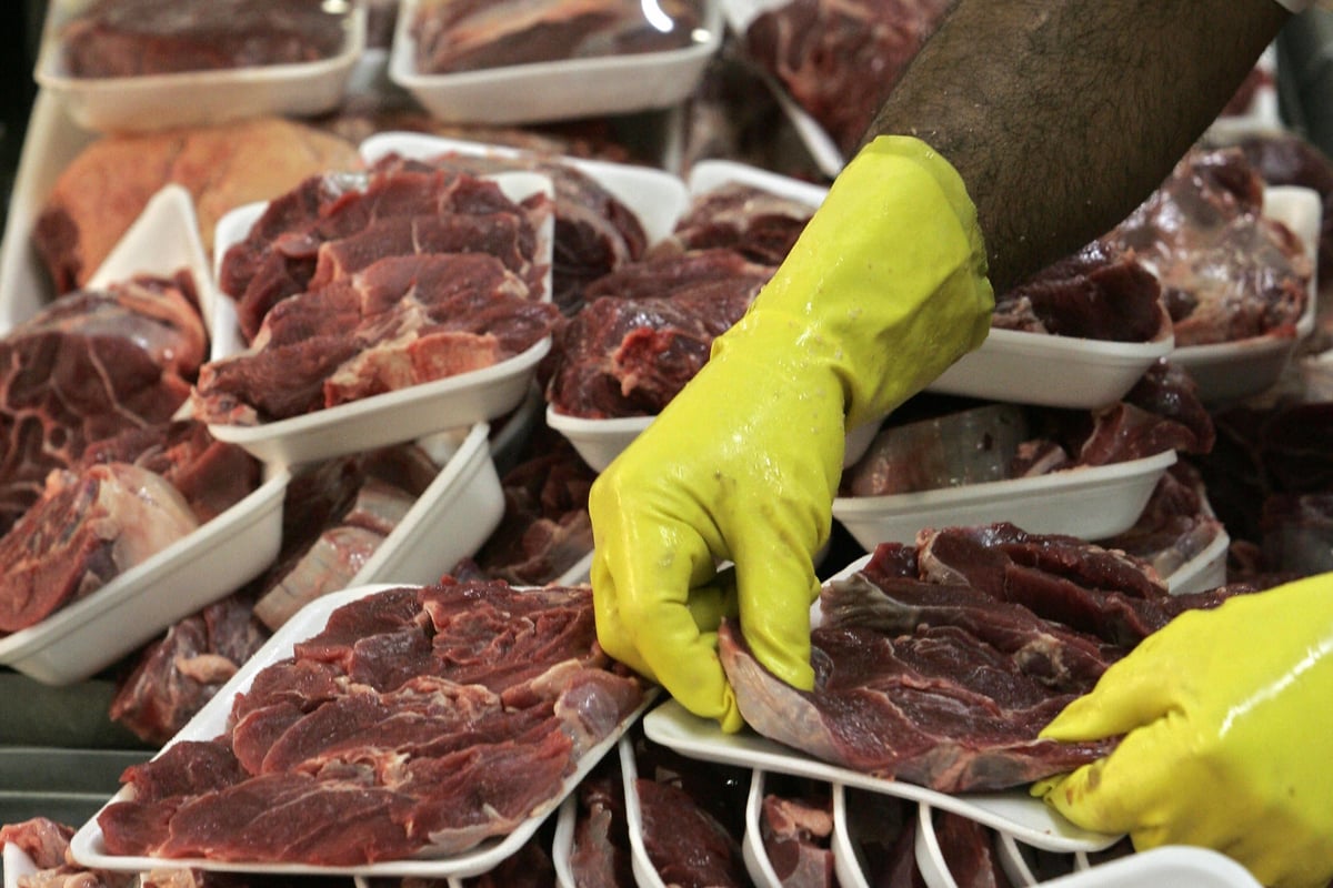 Prisoners to get jobs in butchers and abattoirs after staff shortages