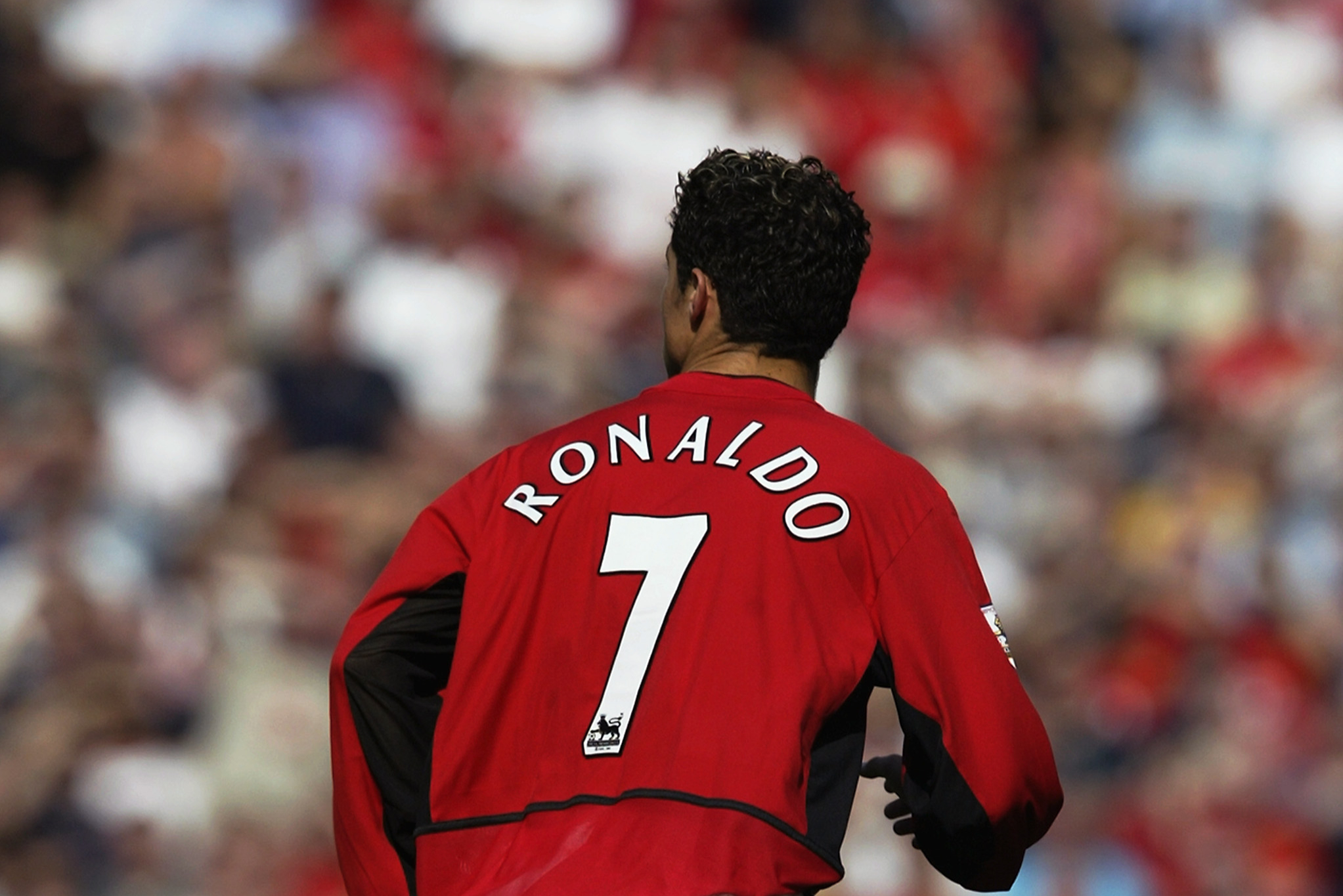 Which shirt number will Cristiano Ronaldo wear at Man United?