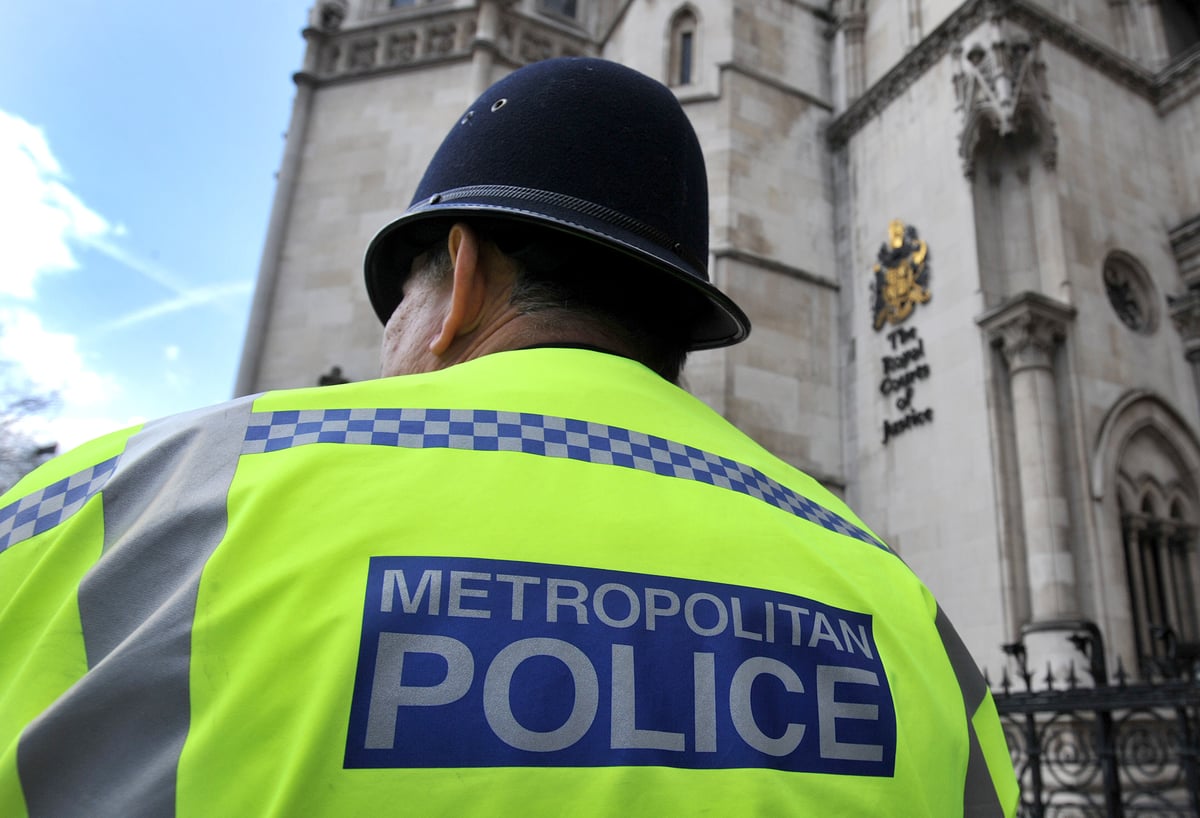 Police officer investigated after ‘kicking man in legs’ during arrest