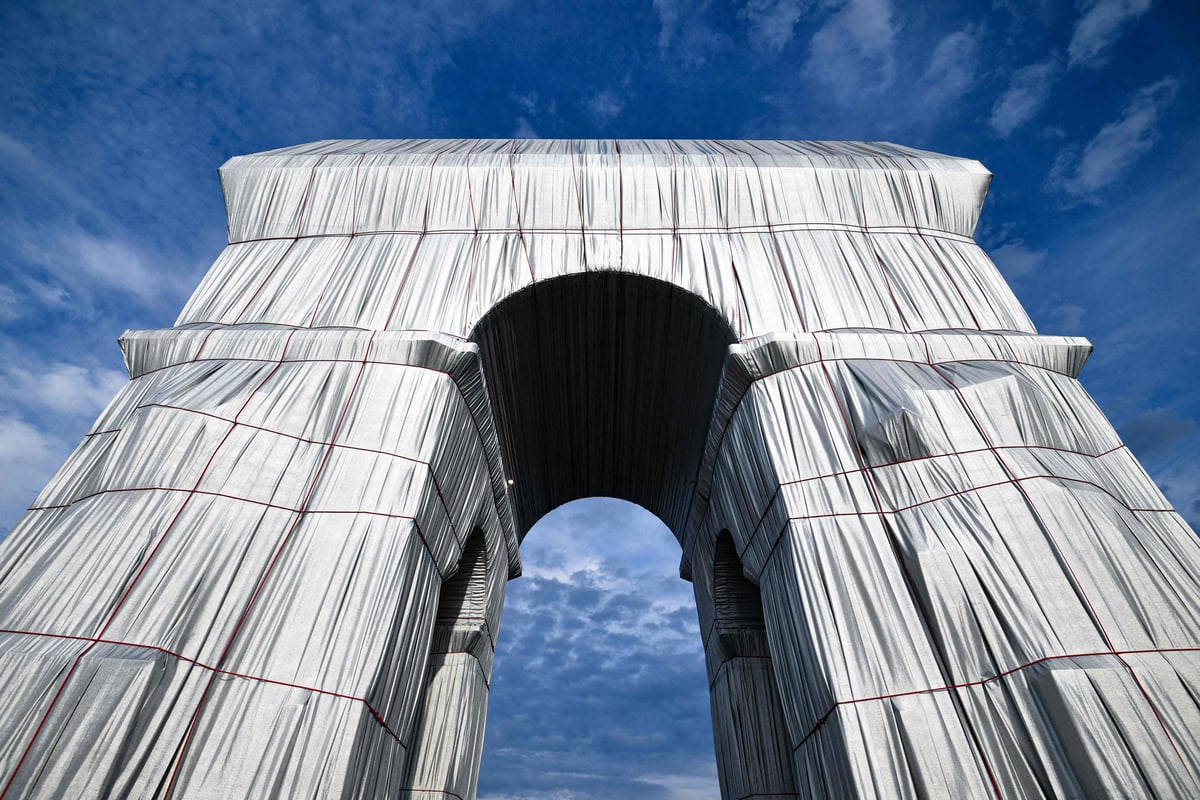 Christo and Jeanne-Claude’s last work: the Arc de Triomphe. Go, if you can