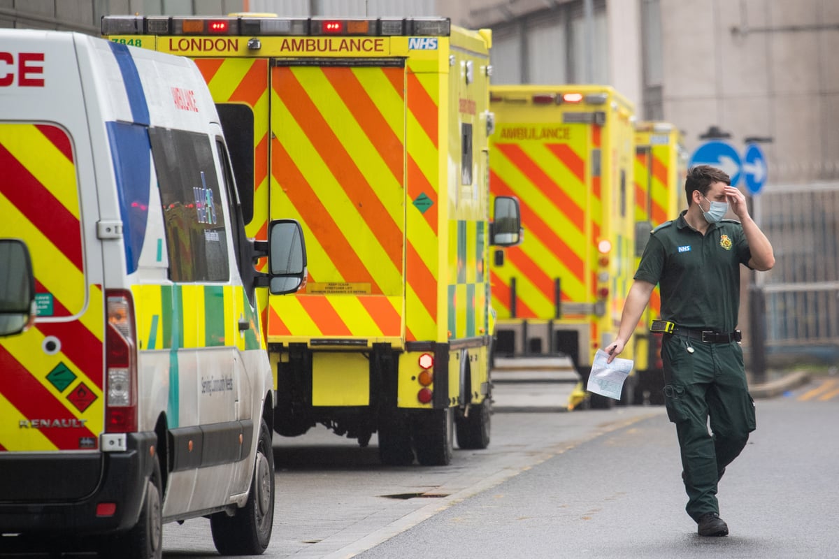 More London ambulance stations need to be reopened, demand paramedic unions