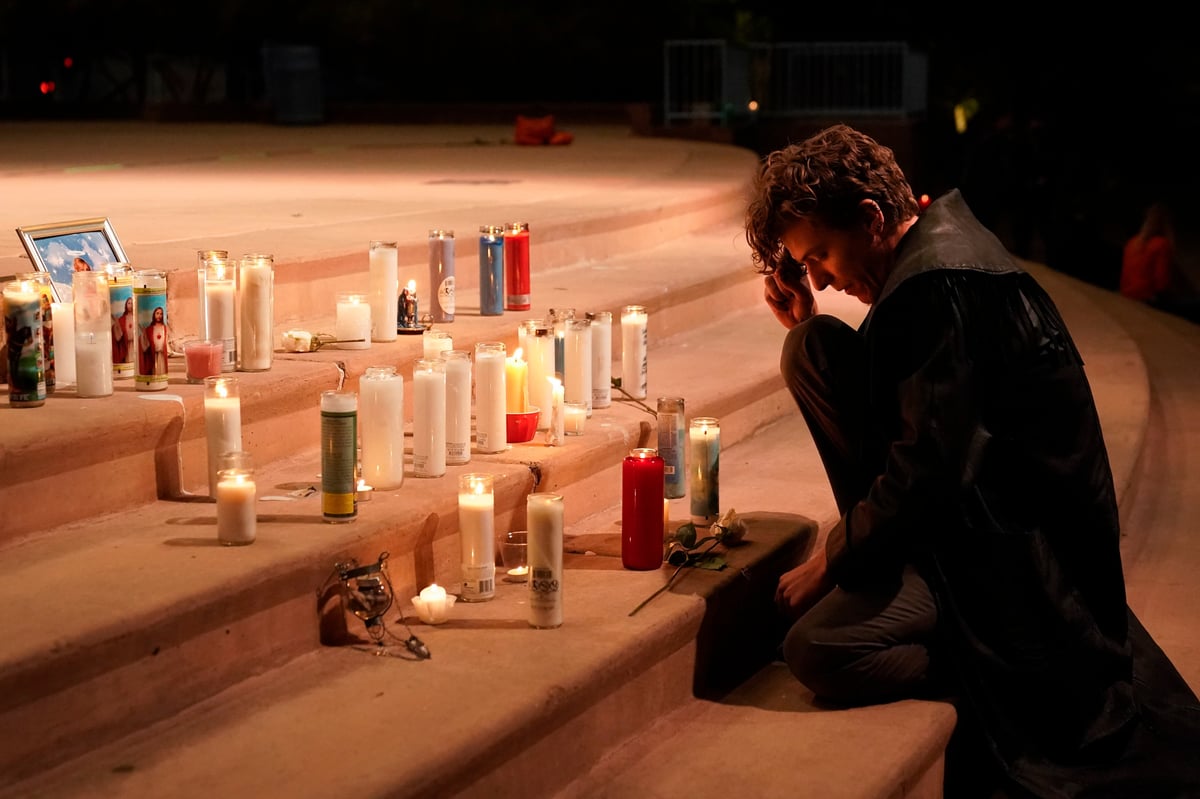 Tears at candlelit vigil for shot cinematographer Halyna Hutchins