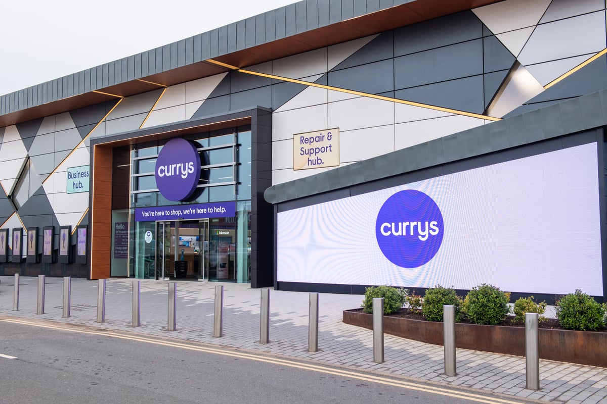 Currys to hand £75m to shareholders as sales remain strong