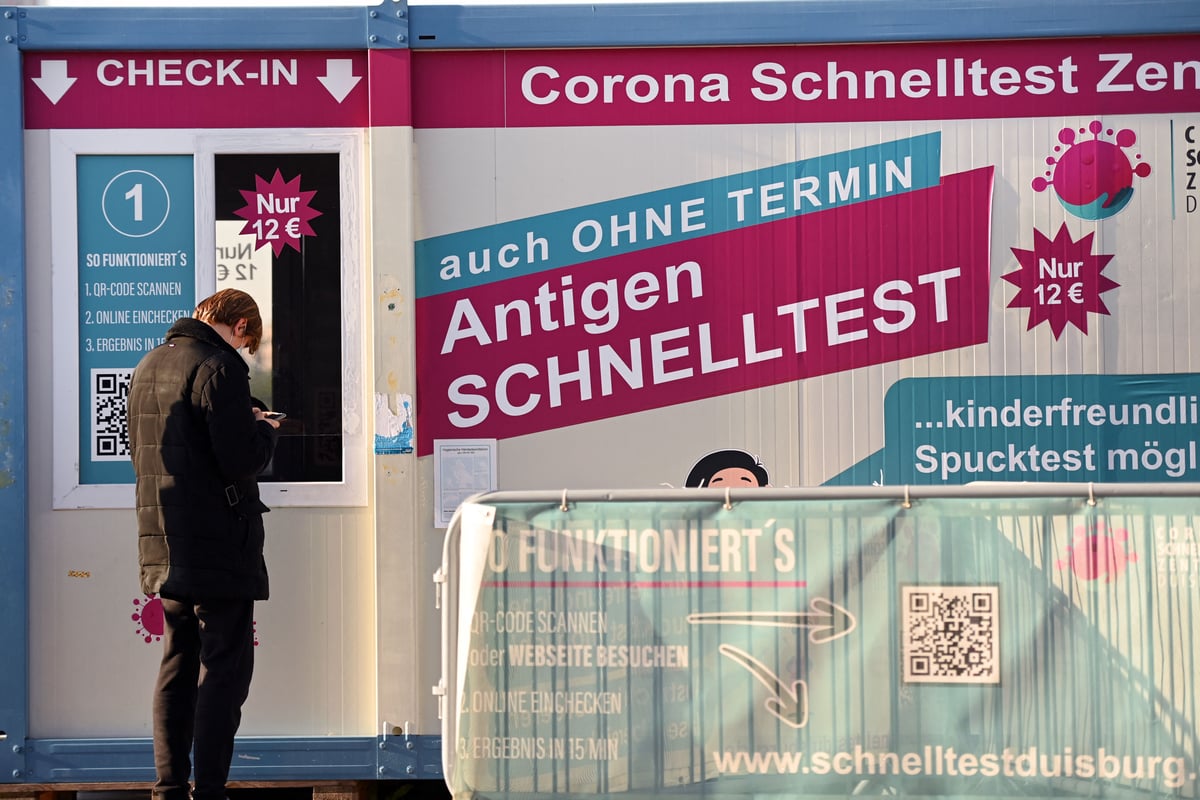 Germany tightens restrictions on unvaccinated as Covid-19 cases surge
