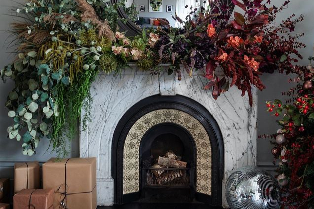 Manteldecor: inspiring ways to style your fireplace mantel