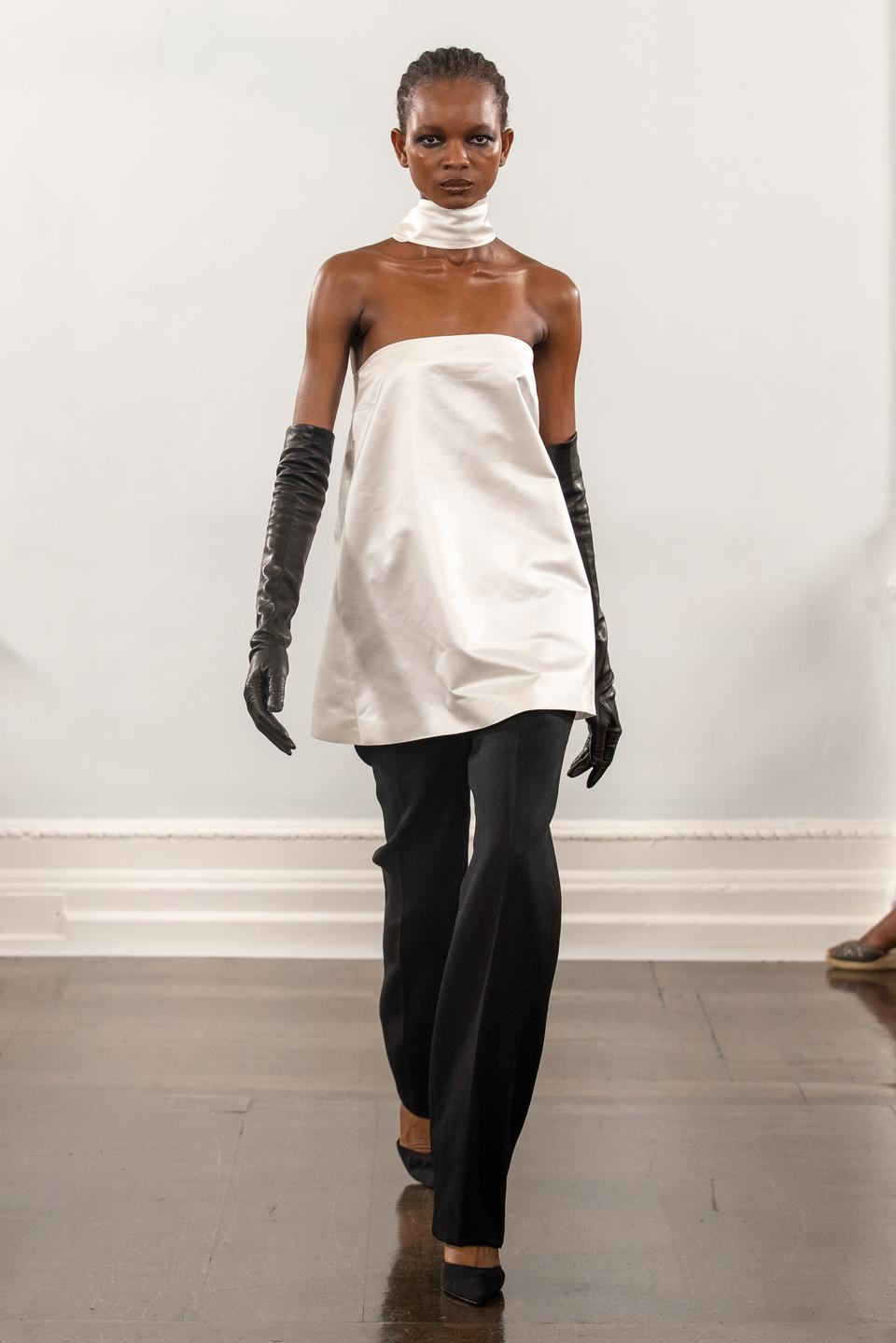 London Fashion Week Spring Summer 2022 - Maximilian