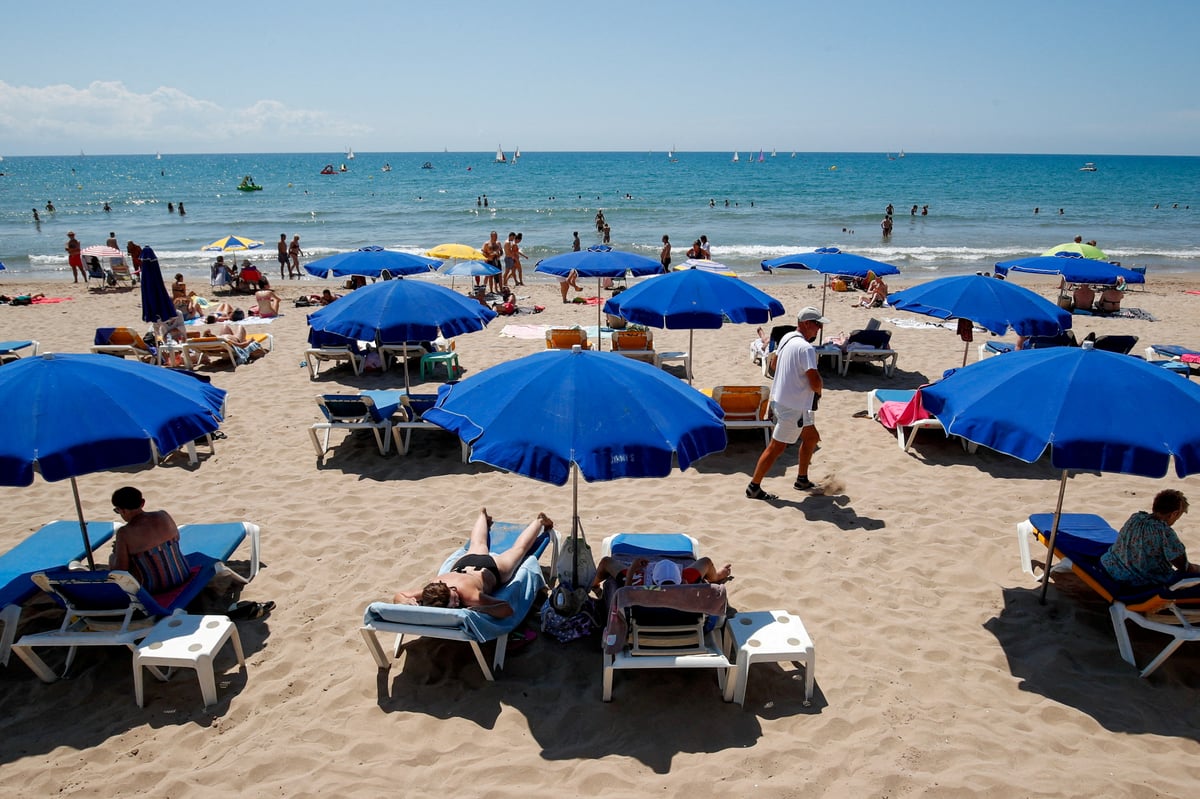 Spain relaxes Covid travel rules for over 12s in boost for British holidaymakers before half term 