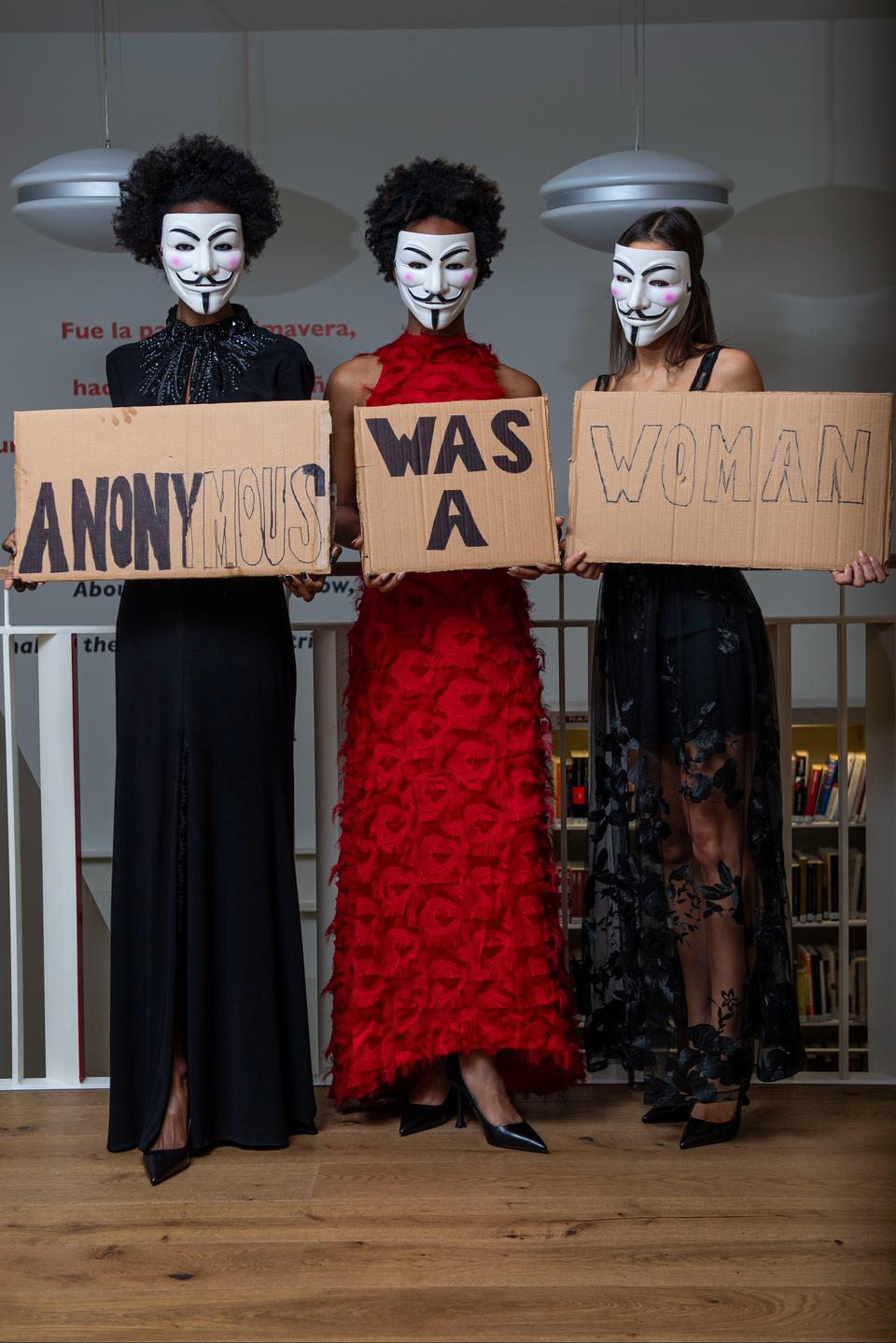 LONDON FASHION WEEK 2022