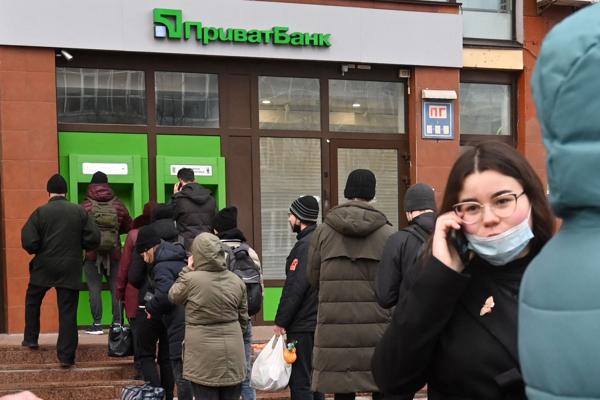 ‘Full-blown crisis’ in Russia sends shockwaves through the market