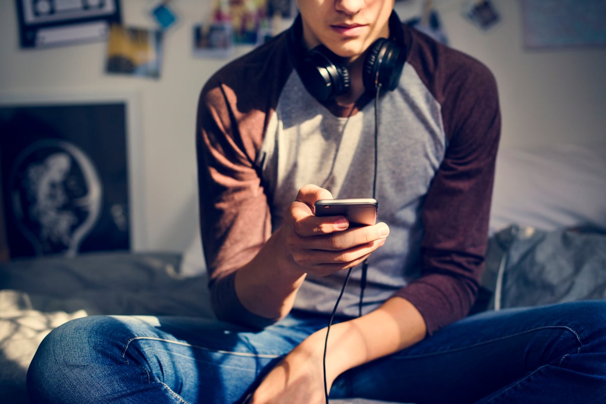 Snapchat launches neutered version of ChatGPT for paying users