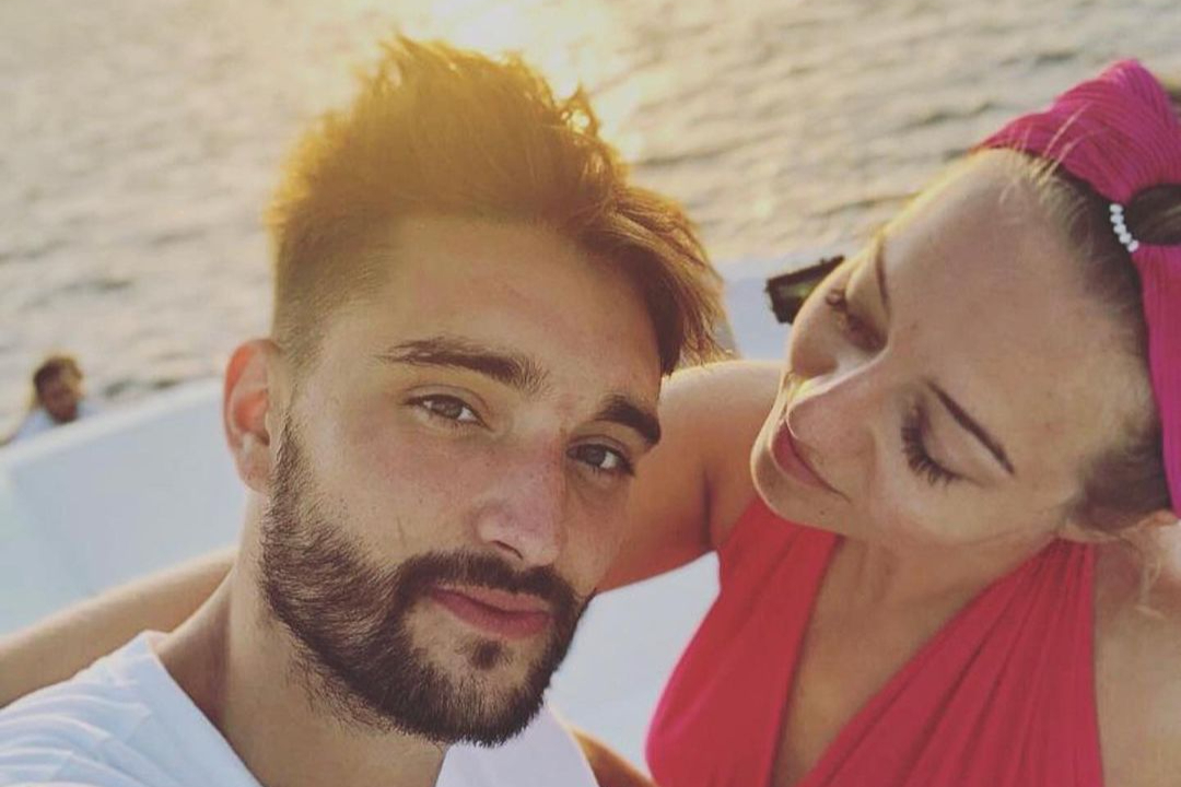 Tom Parker’s wife Kelsey Hardwick encourages fans to pay last respects outside private funeral service
