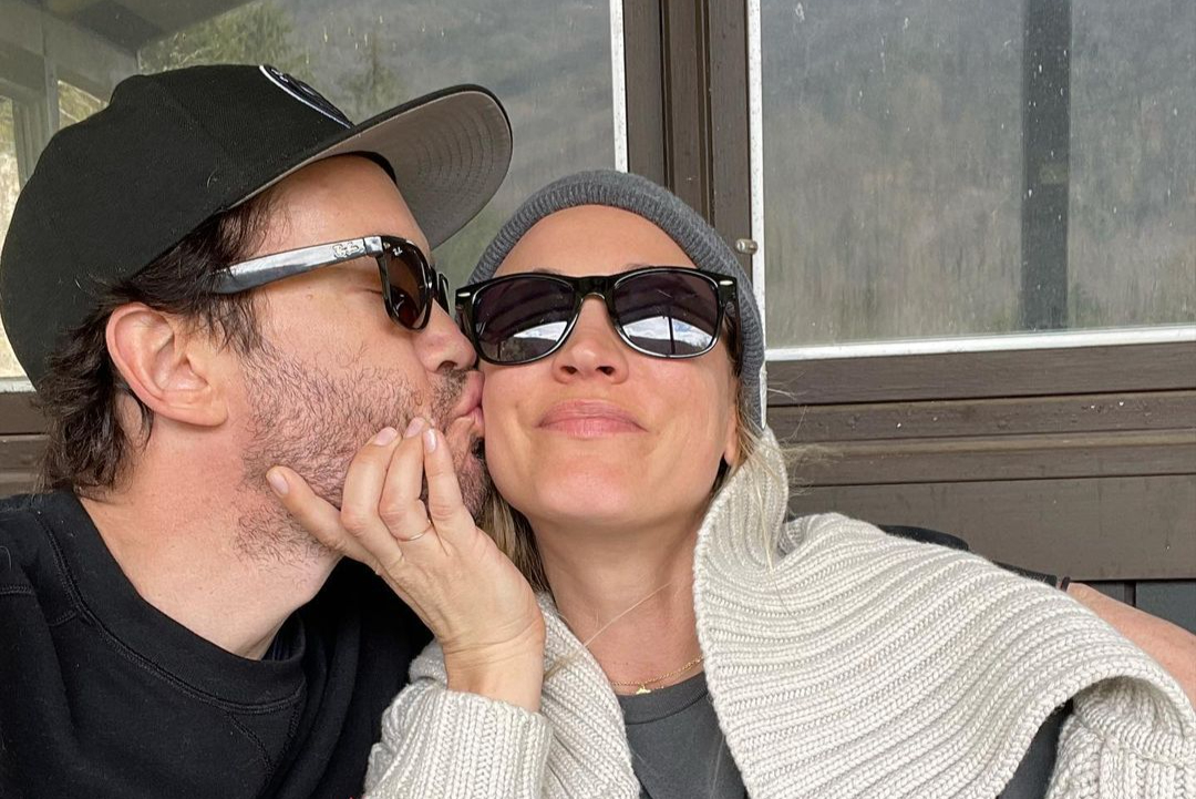 Kaley Cuoco is dating Ozark star Tom Pelphrey after ‘rough’ divorce
