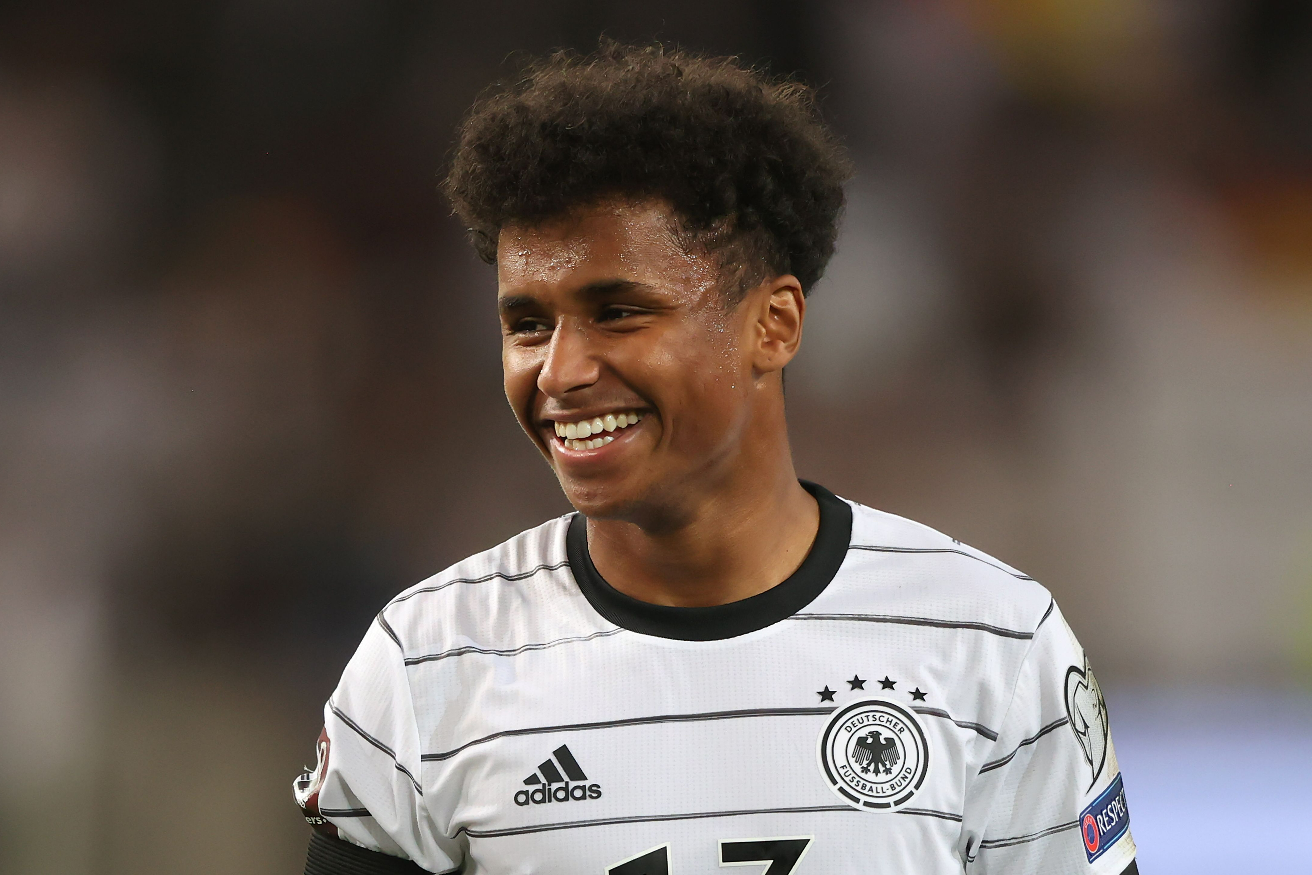 Agent confirms £33m star’s Man United snub in favour of Dortmund deal