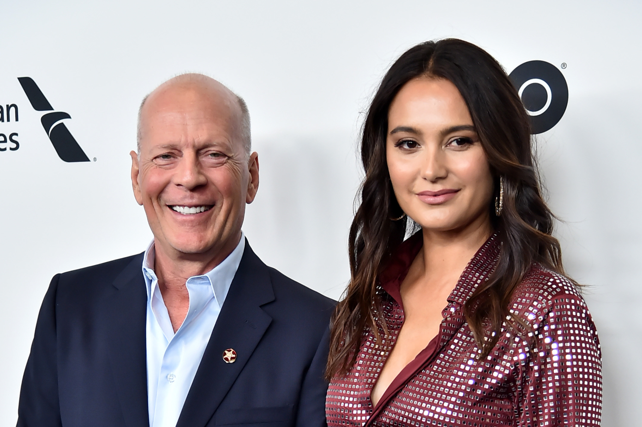 Bruce Willis plays harmonica during ‘impromptu jam session’