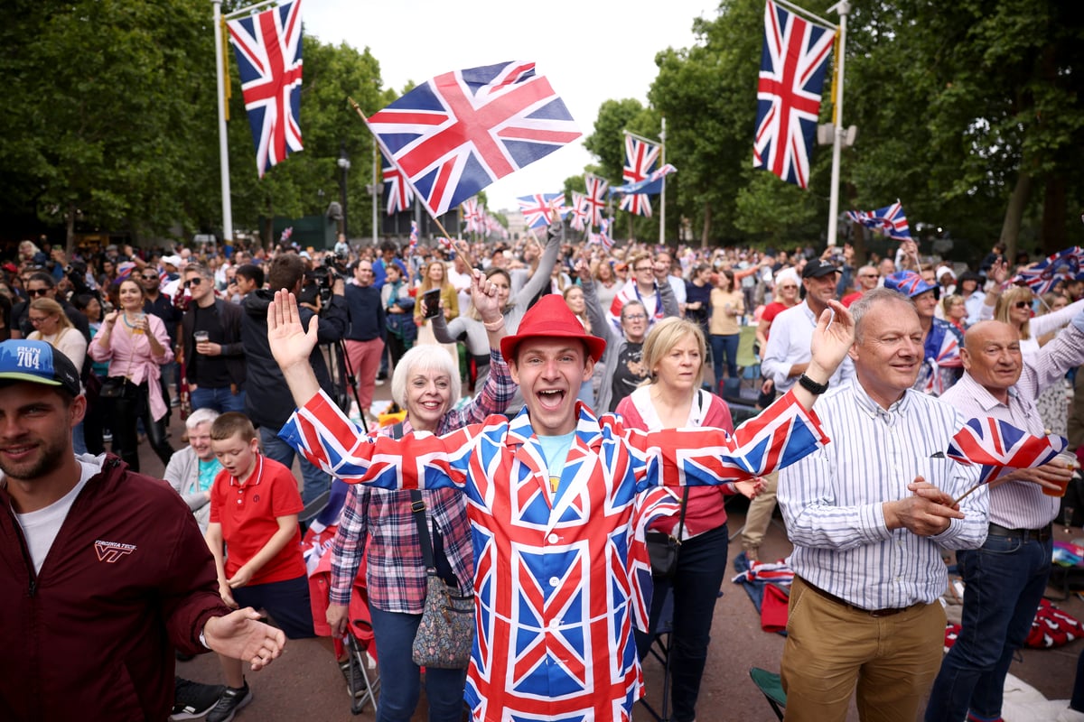 Big screen thrills for coronation partygoers celebrating in Hyde Park