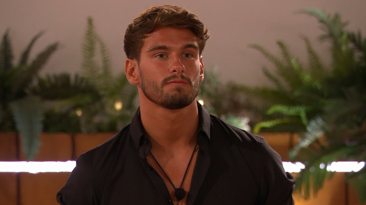 Love Island star Jacques O’Neill quits show in explosive episode