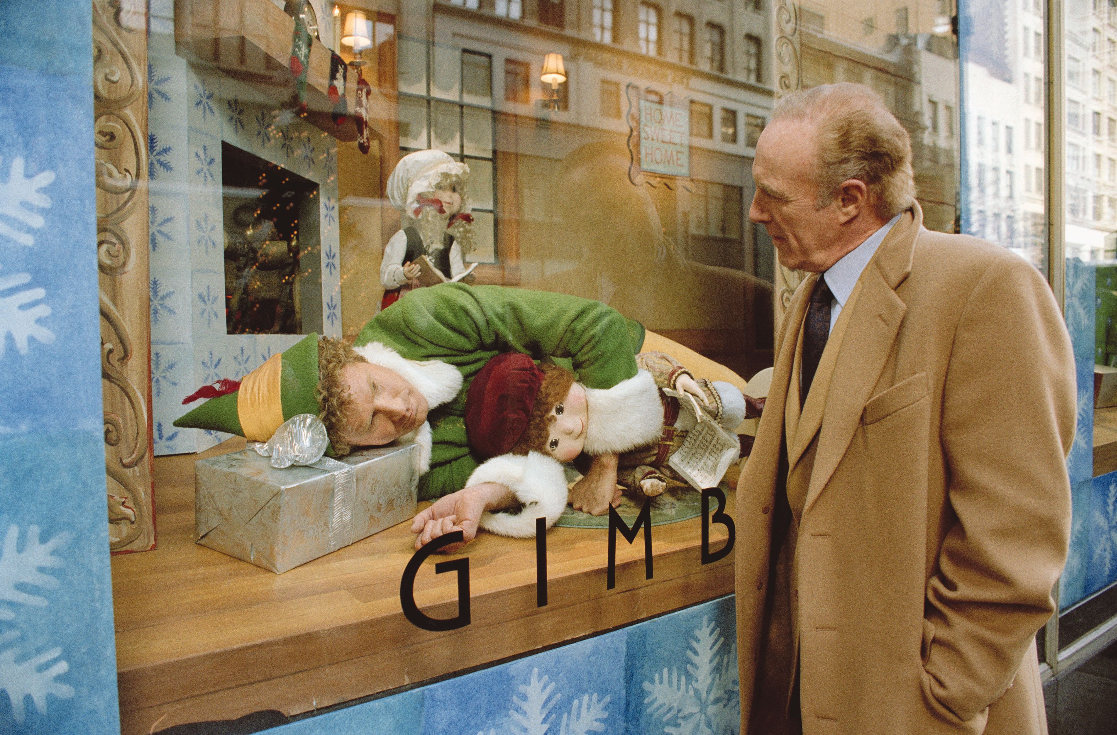 Will Ferrell says James Caan couldn't stand him while filming Elf