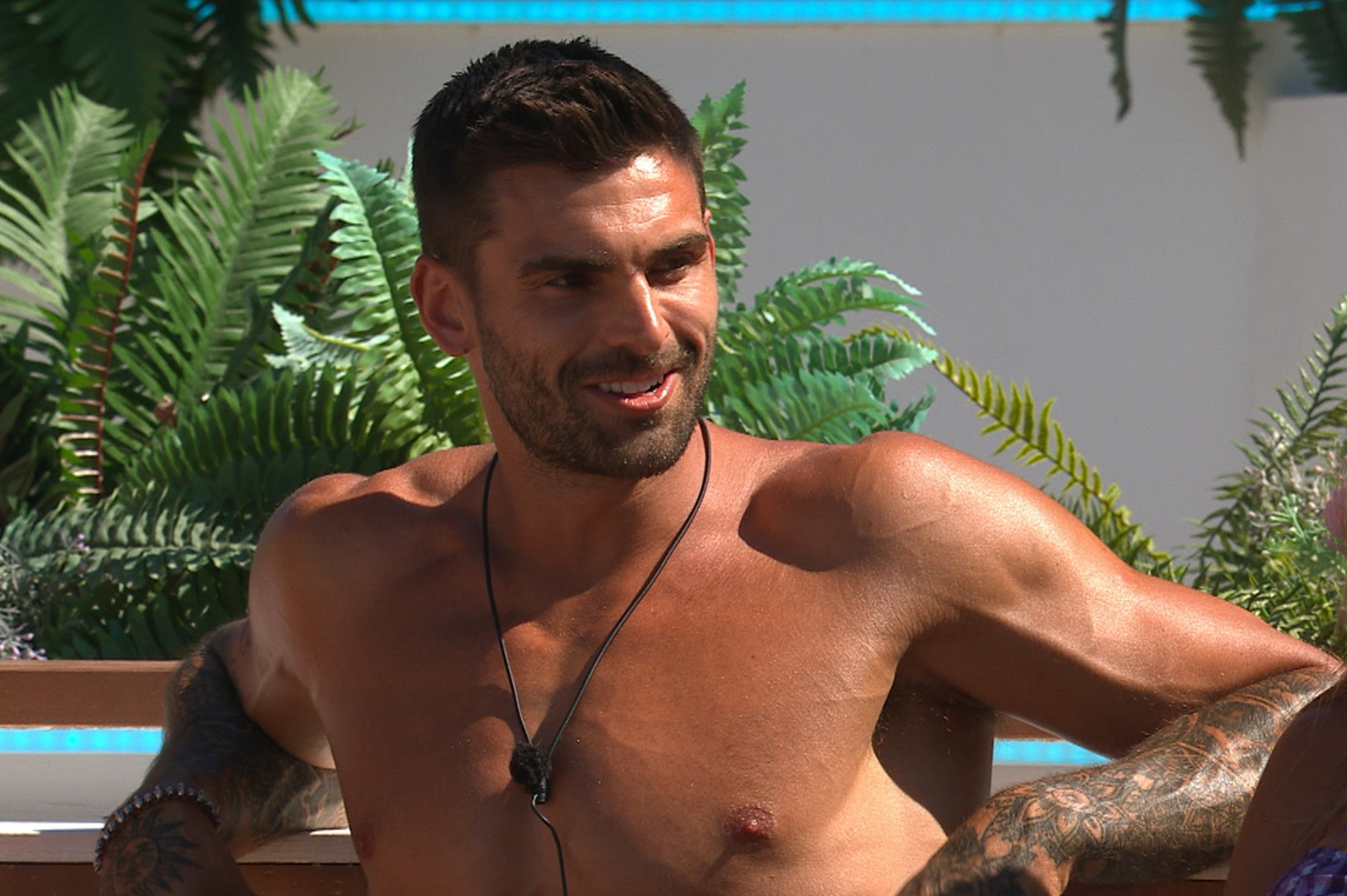 Rundown of Adam Collards actions on Love Island series 4 as he returns