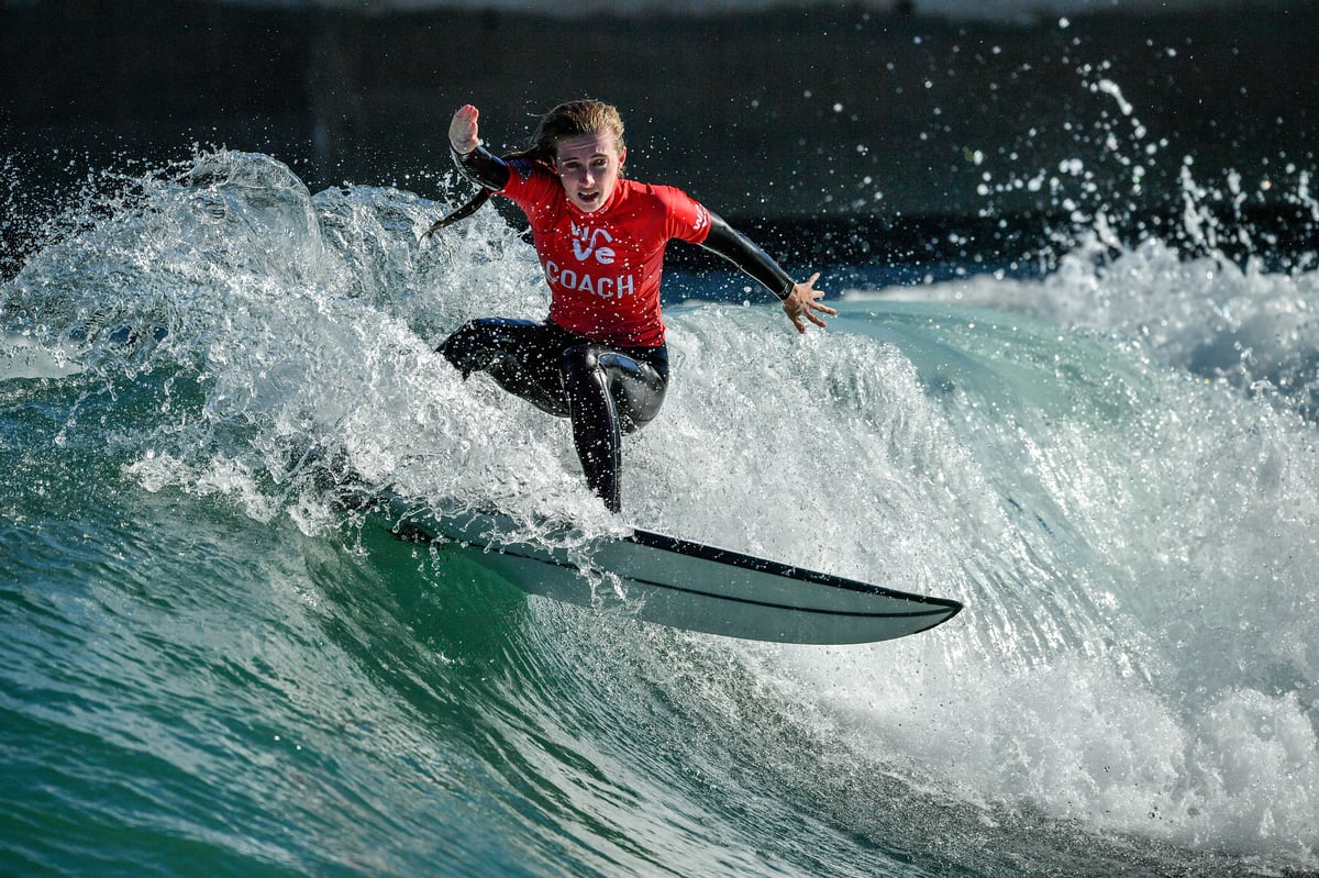 Teens to be prescribed surfing, dancing and gardening as mental health aid