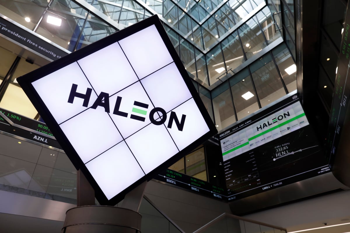 Haleon sells nicotine replacement therapy business outside of US for £500m