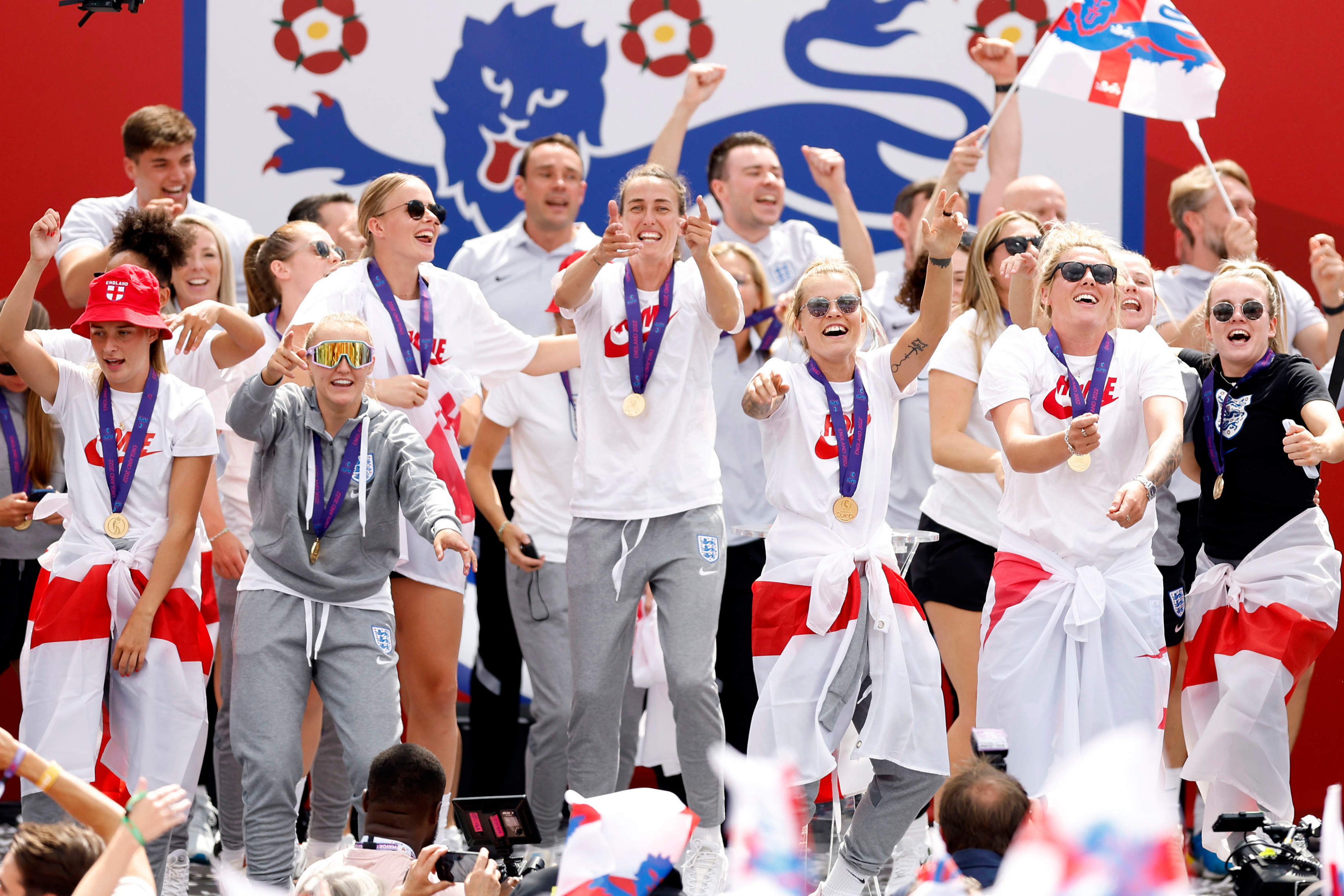 Lionesses cheered by thousands at Trafalgar Square