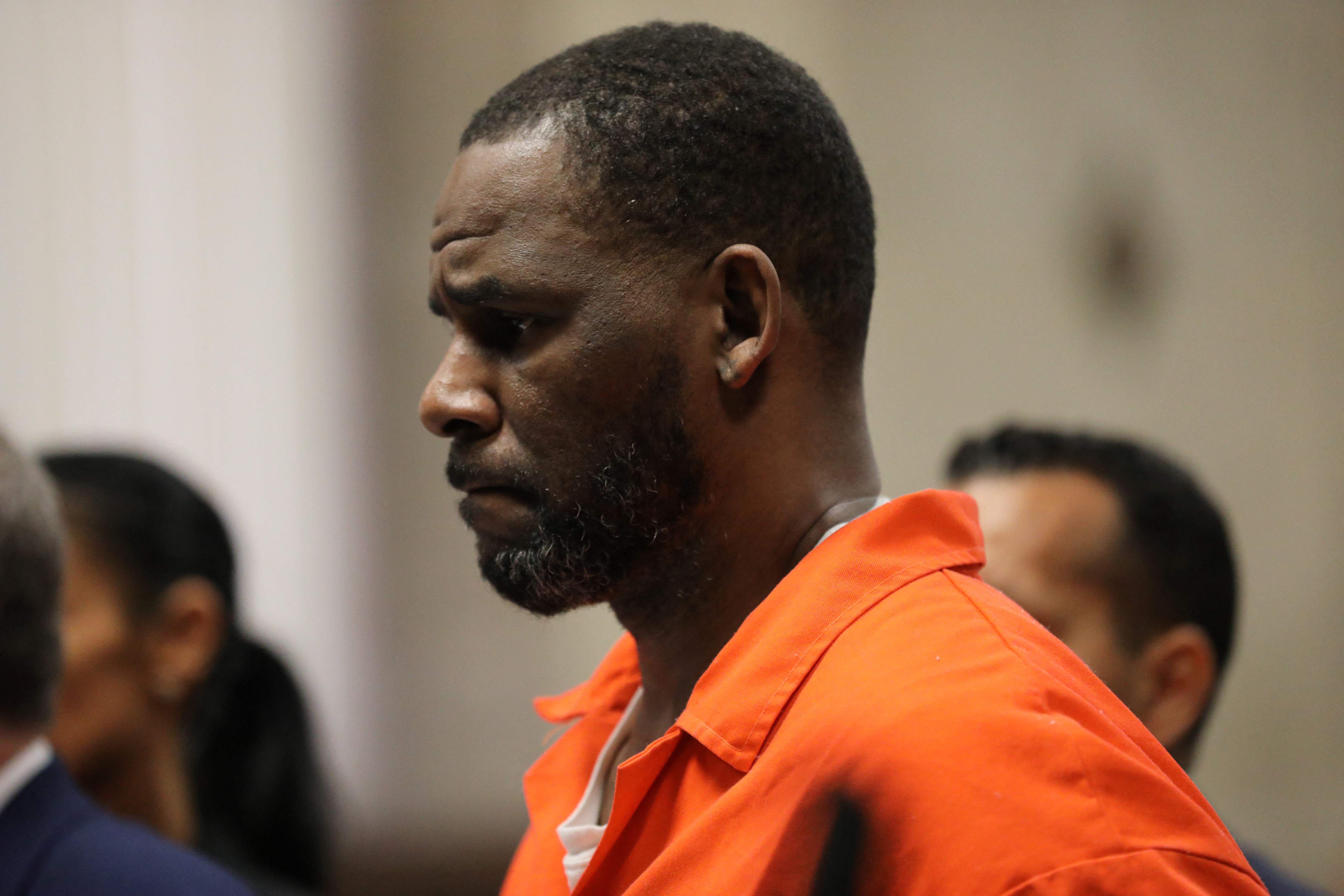R Kelly convicted of child porn and sex abuse charges