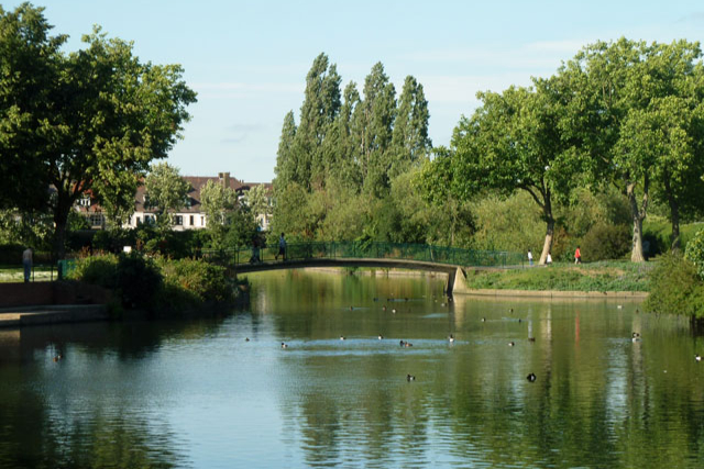 Murder probe launched after man in 60s found dead in east London park