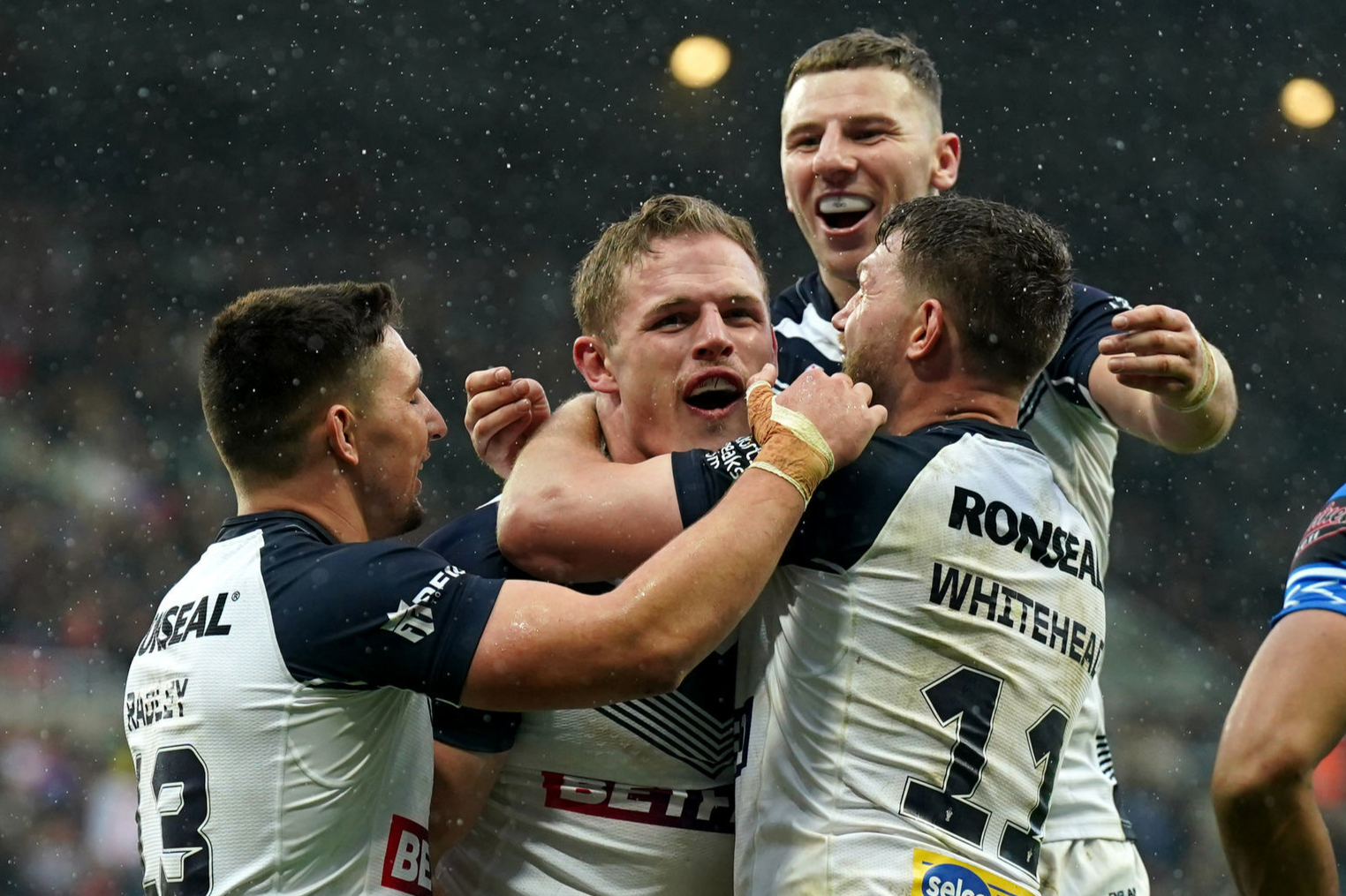 England 60-6 Samoa: Hosts kick off Rugby League World Cup in style