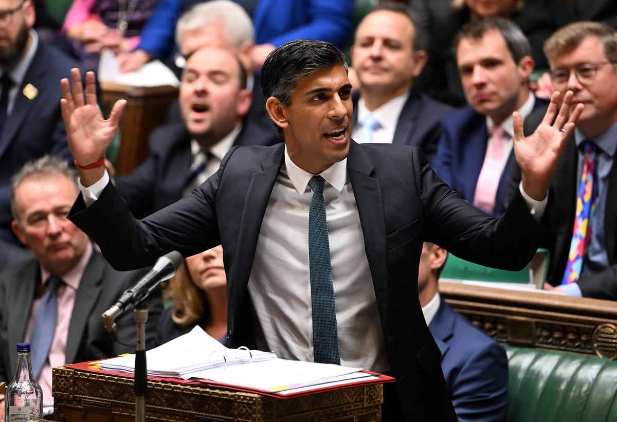 Rishi Sunak defends Suella Braverman reappointment as PM restores fracking ban