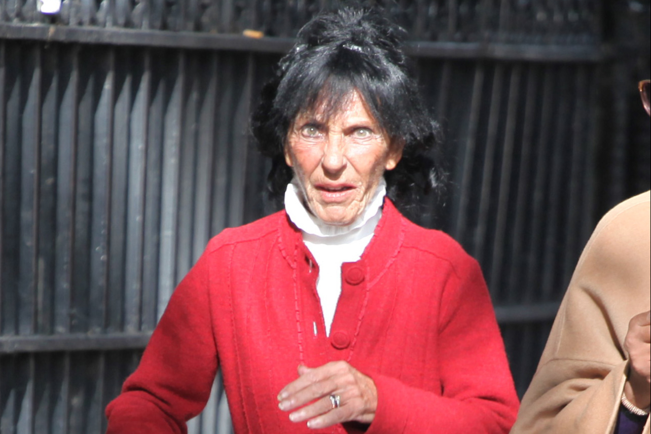 Ex-West End star ‘did not forge husband’s will’, court told
