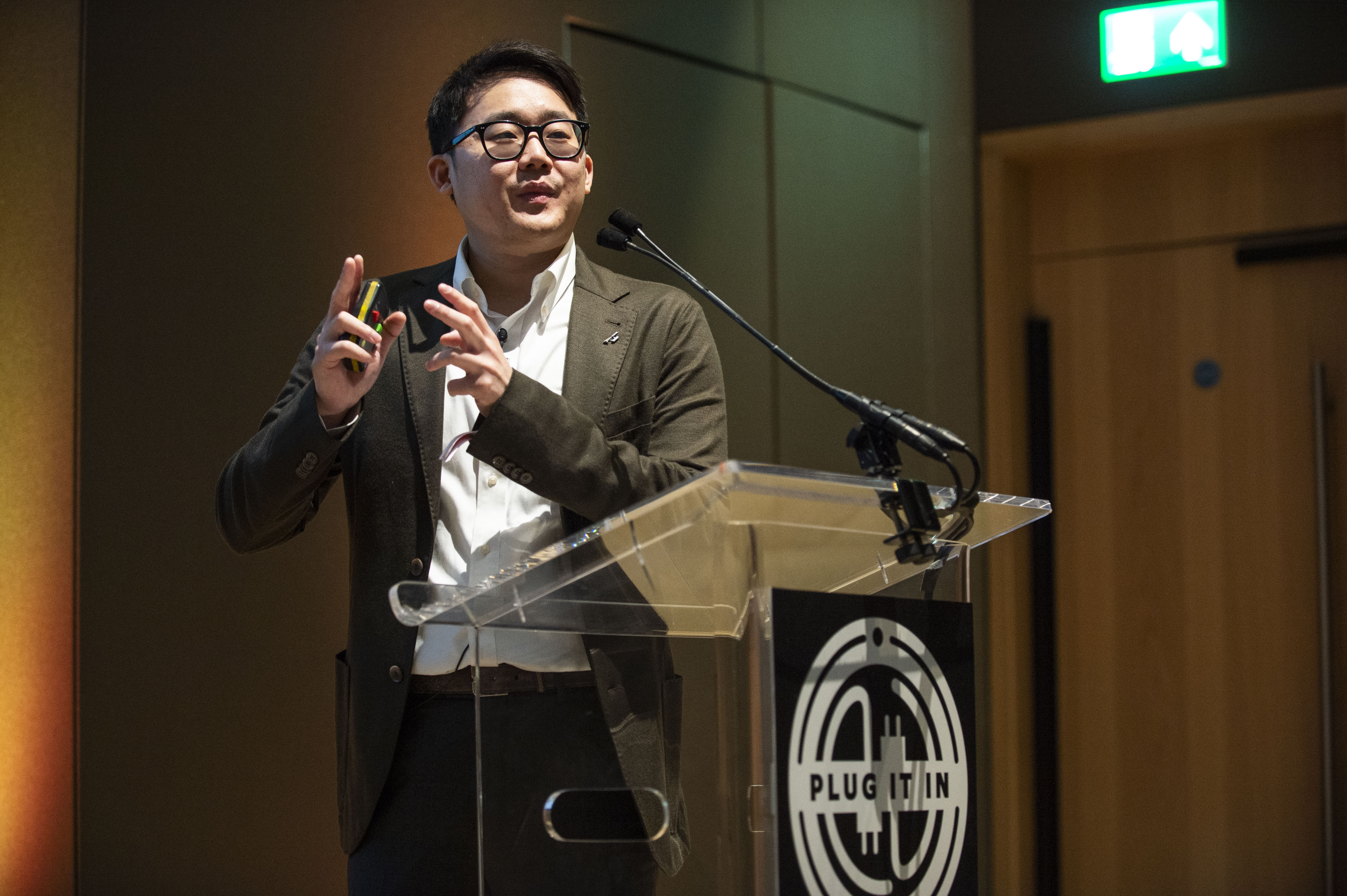 Mini keynote - ‘Flying cars’ and electric e-mobility