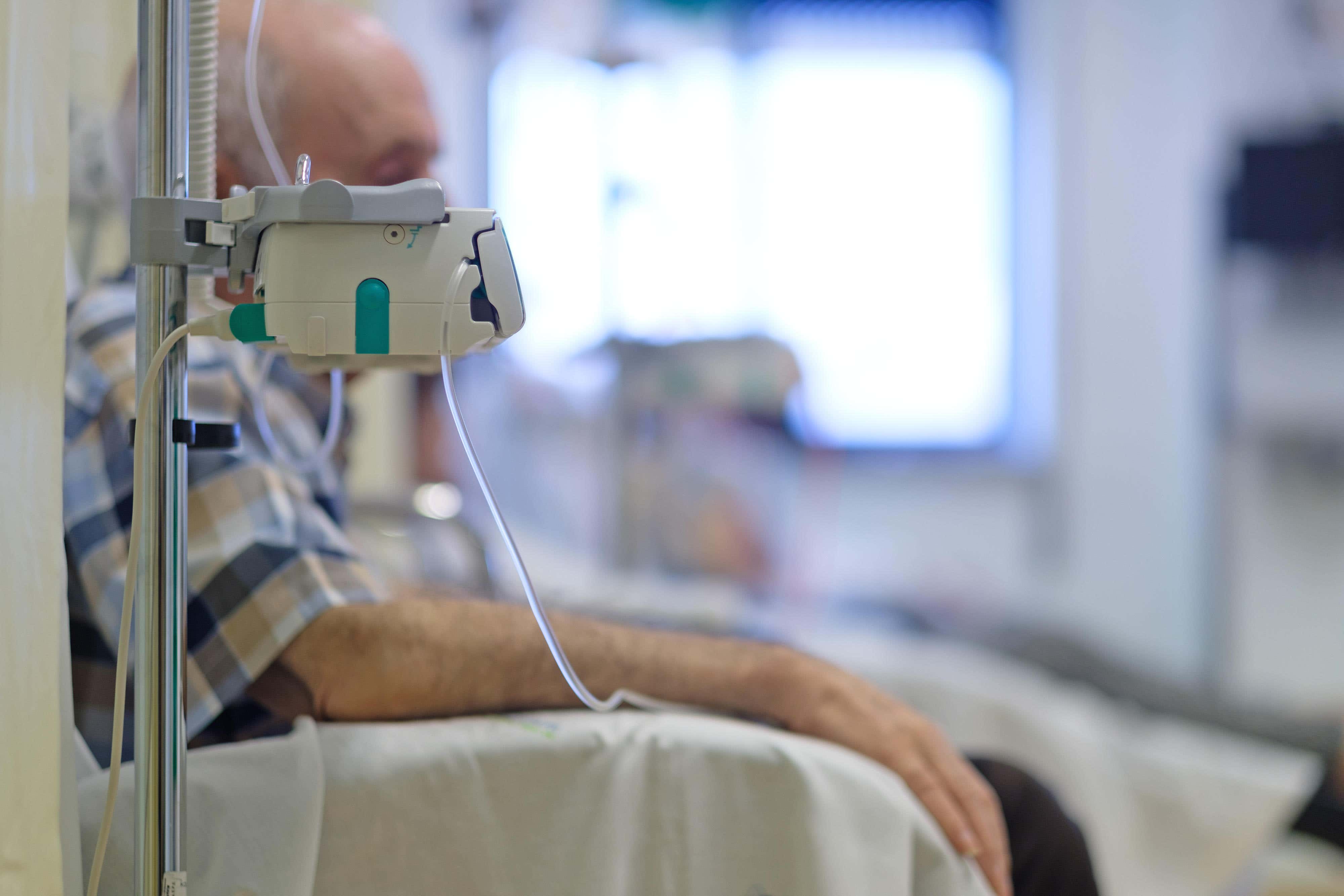 Early cancer deaths will rise unless NHS issues resolved, charity says