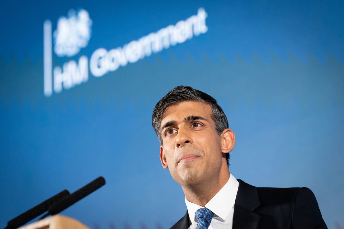 Rishi Sunak pledges to slash inflation in half this year