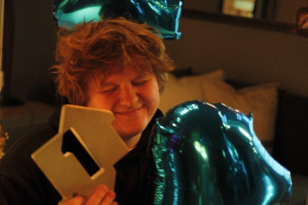 Lewis Capaldi scores fourth number one single with Pointless